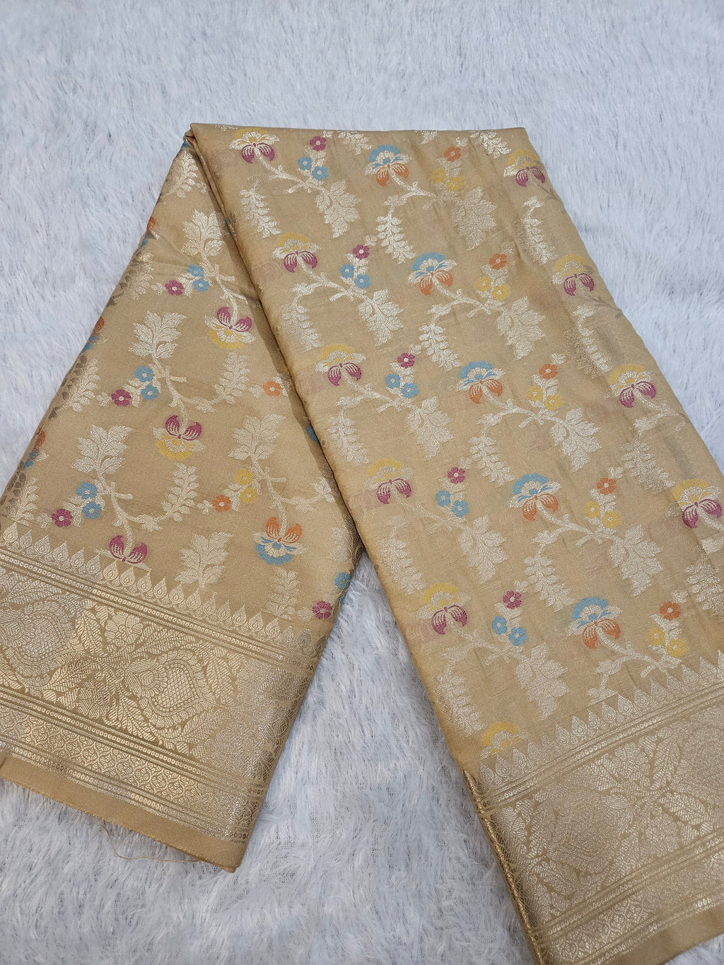 Banarasi Cream Katan Silk Tilfi Minakari Jaal Design Saree