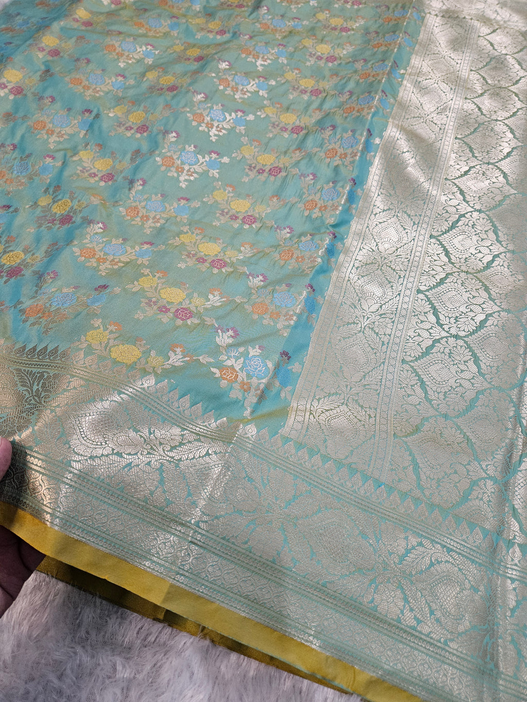 Banarasi Sea Green Katan Silk Tilfi Minakari Jaal Design Saree