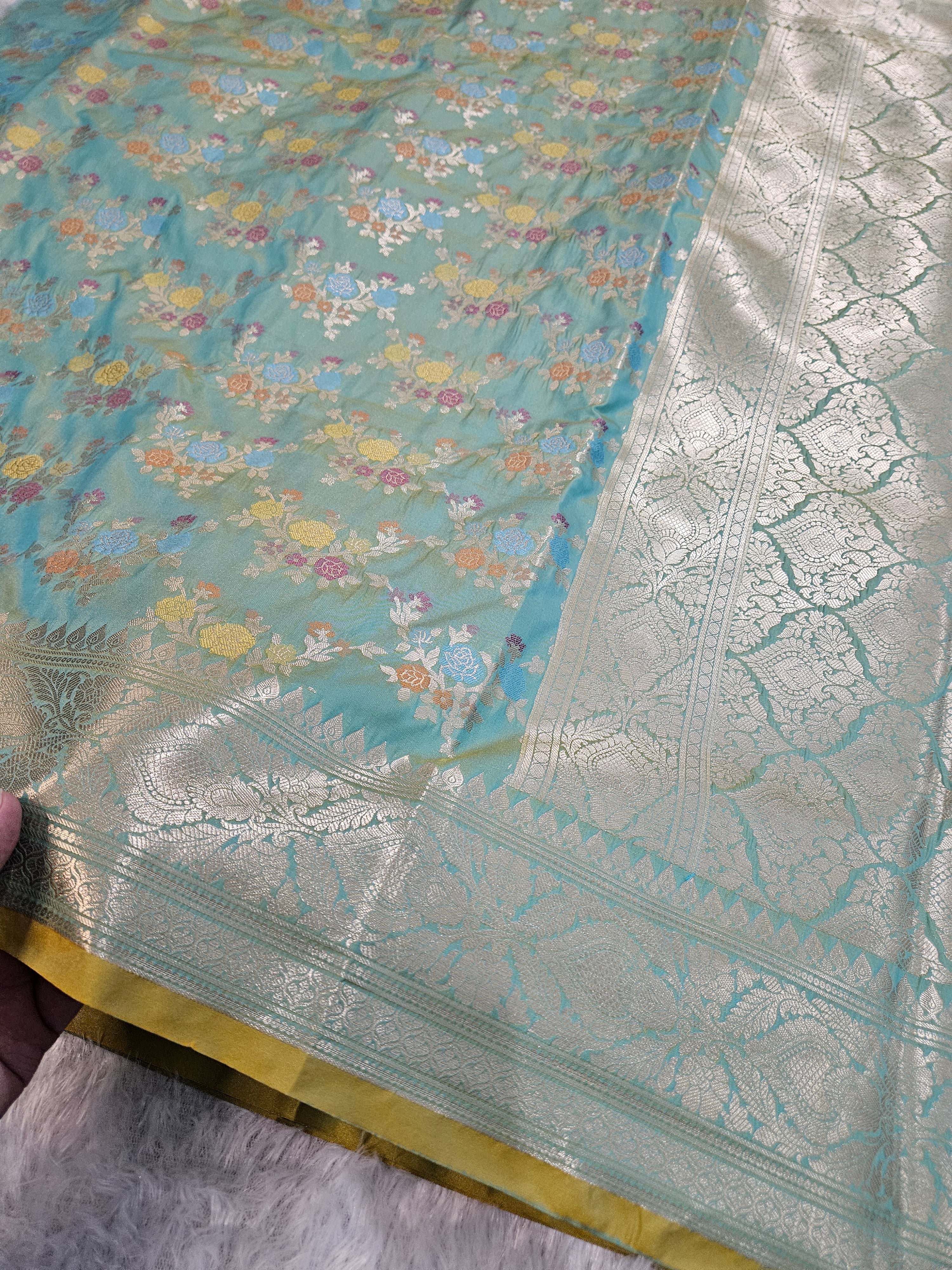 Banarasi Sea Green Katan Silk Tilfi Minakari Jaal Design Saree