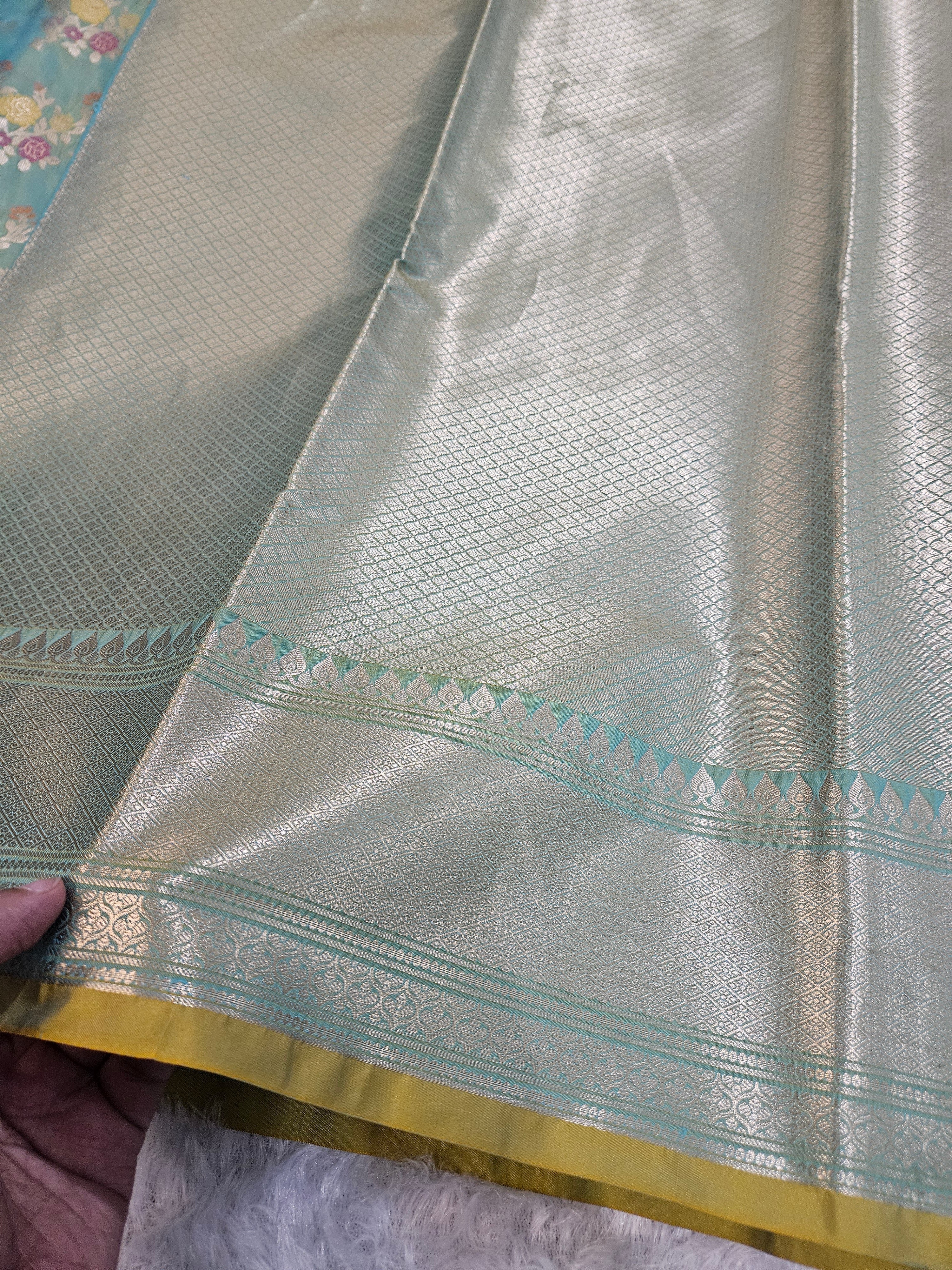 Banarasi Sea Green Katan Silk Tilfi Minakari Jaal Design Saree