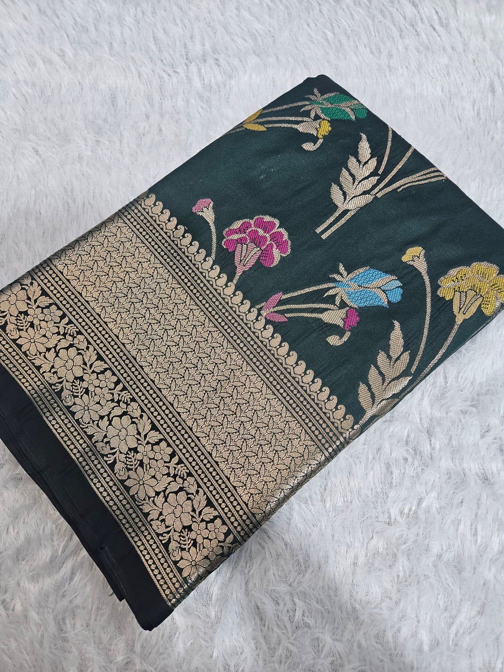 Banarasi Bottle Green Katan Silk Tilfi Minakari Jaal Design Saree