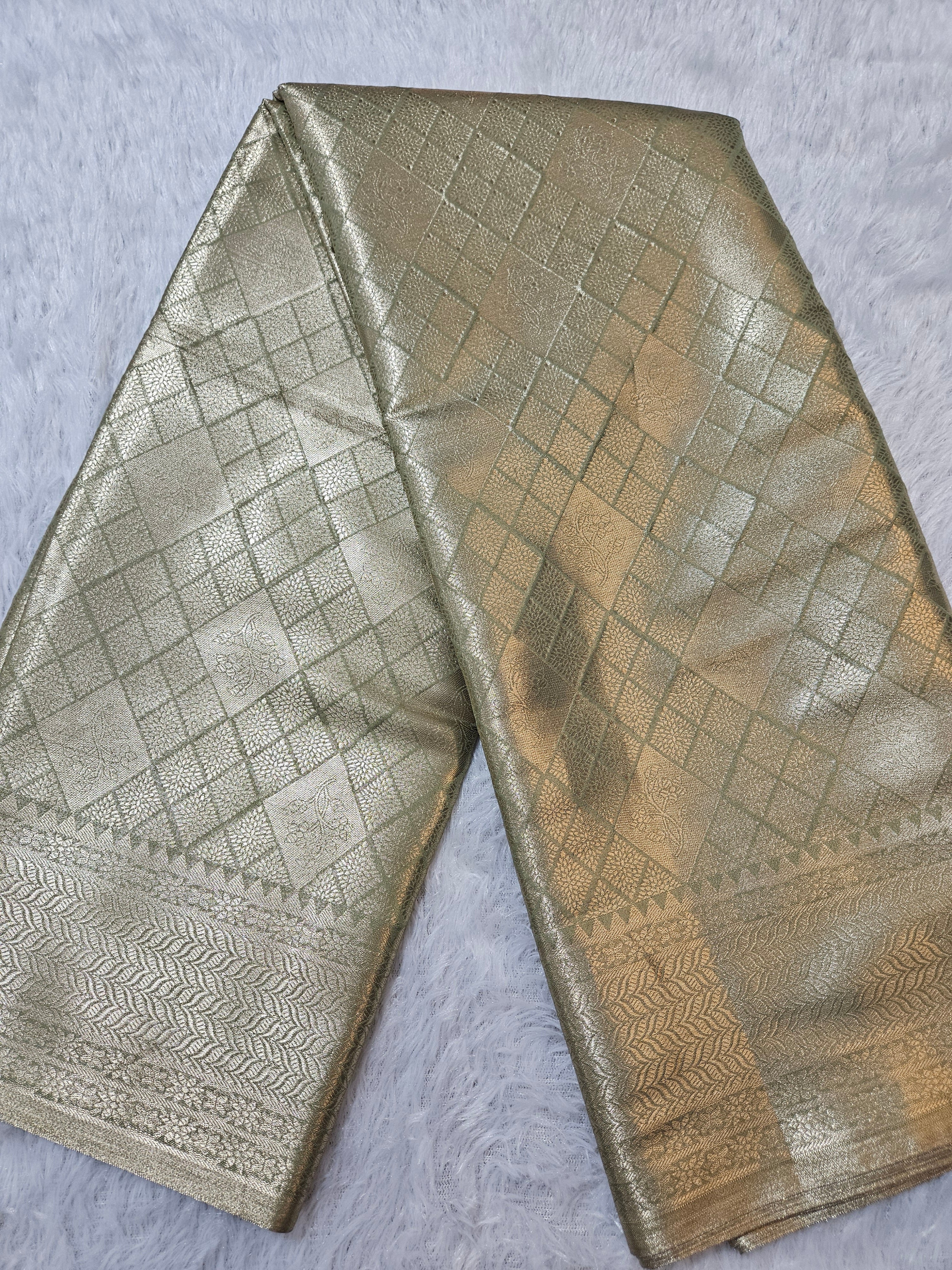 Banarasi Soft Pista Tissue Zari Brocade Design Saree