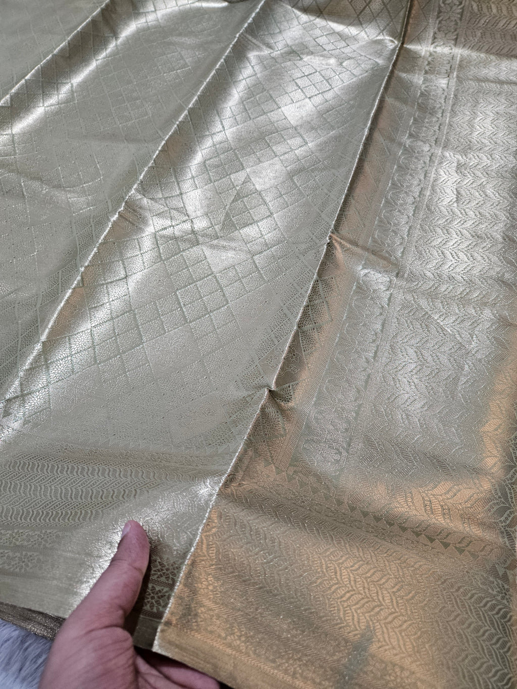 Banarasi Soft Pista Tissue Zari Brocade Design Saree