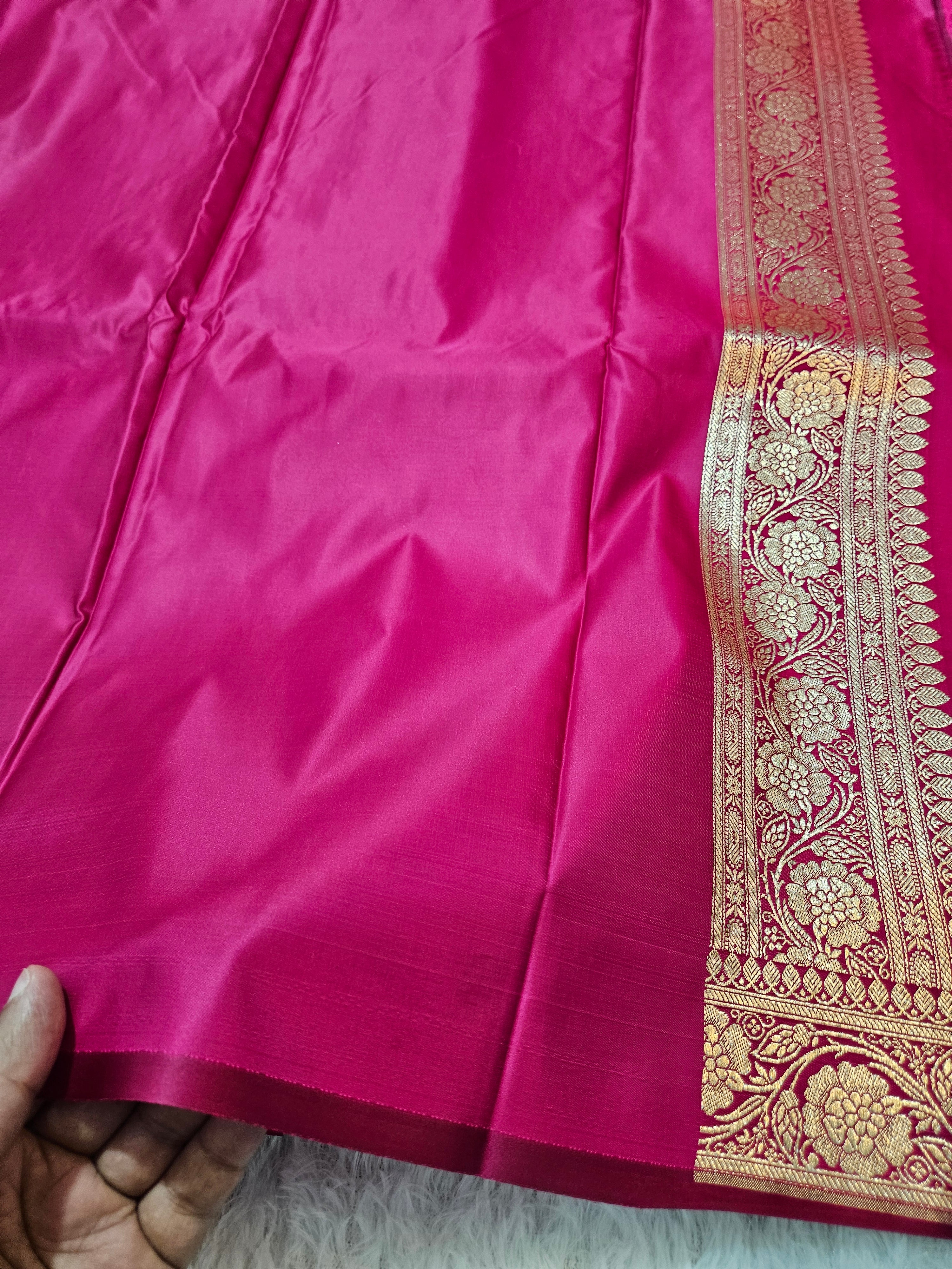 Rani Pink Banarasi Katan Satin Silk Zari Border Carry Skirt Booti Saree