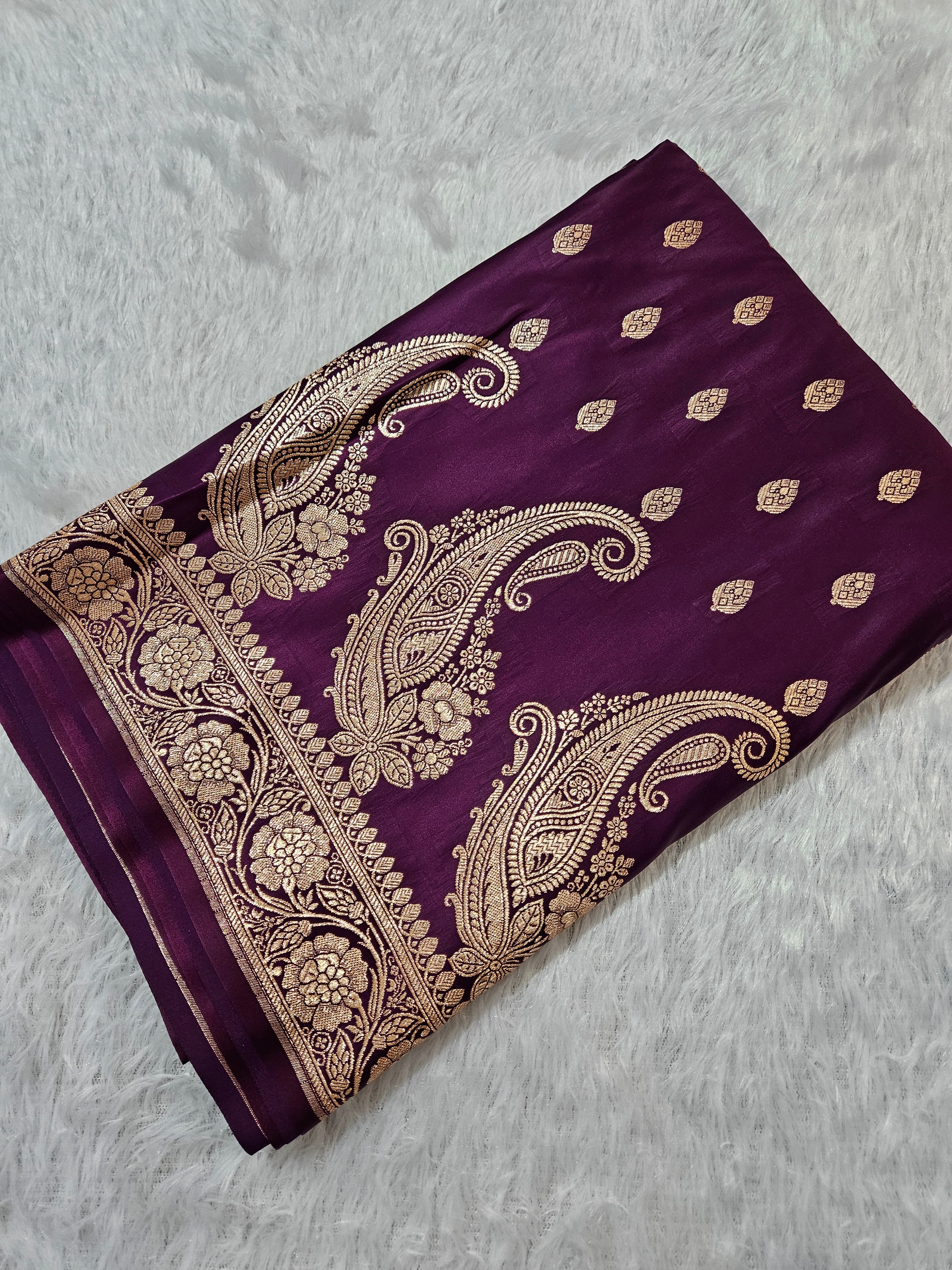 Udda Blue Banarasi Katan Satin Silk Zari Border Carry Skirt Booti Saree