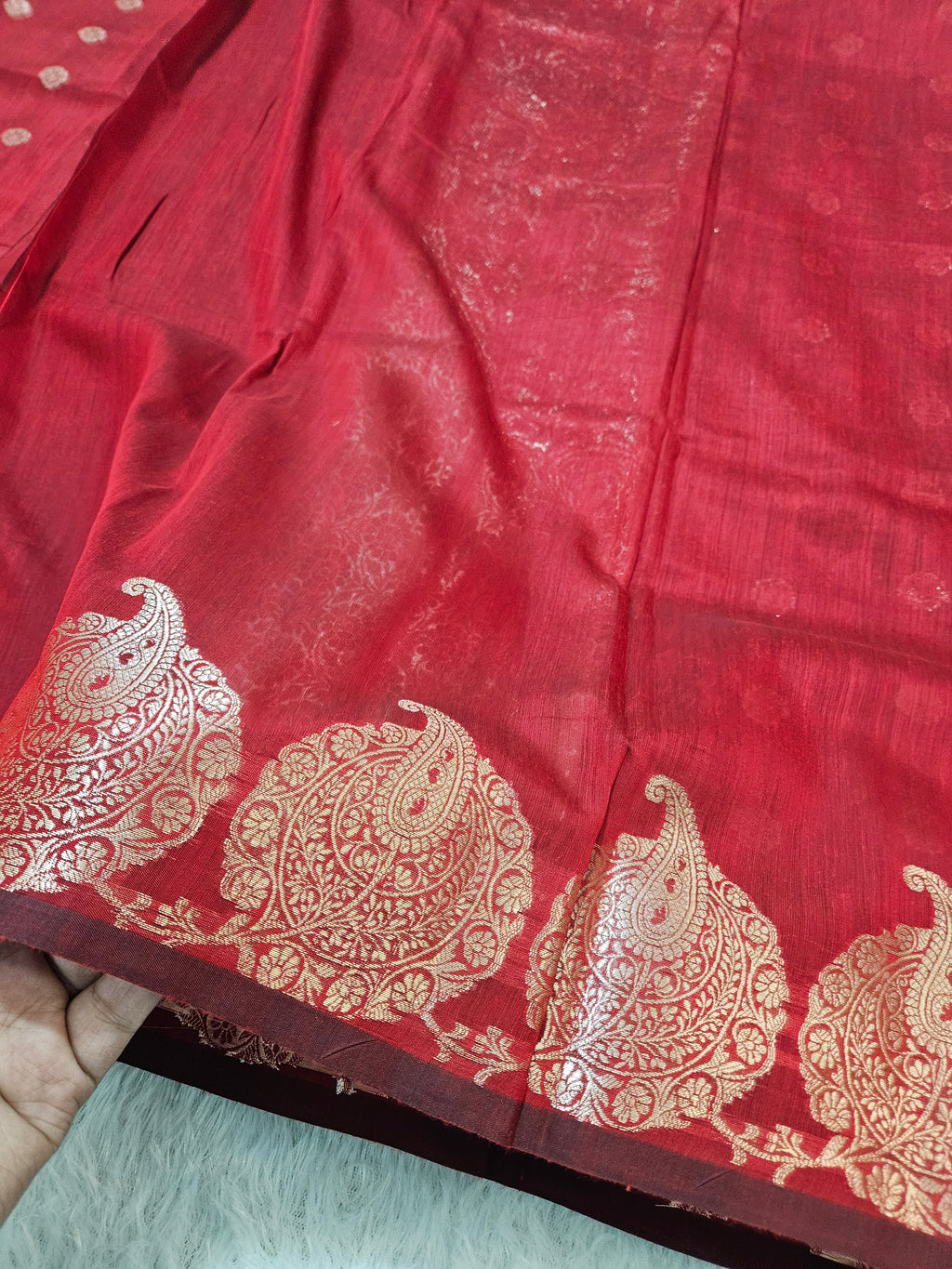 Red Banarasi Cotton Open Zari Border Booti Saree