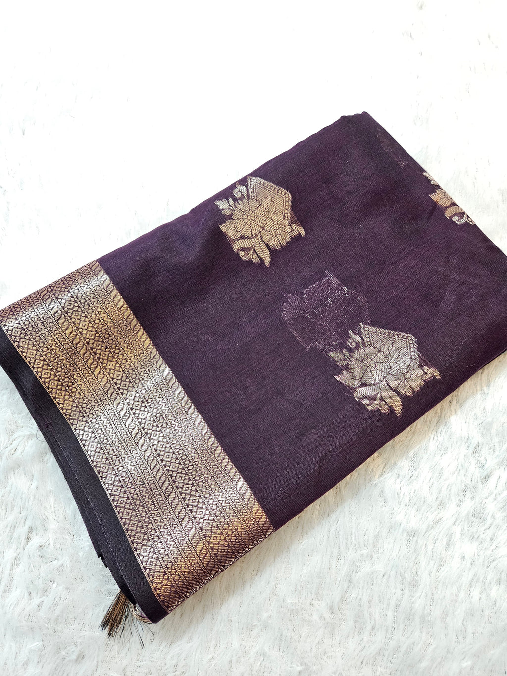 Wine Pure Cotton Zari Border Boota Saree