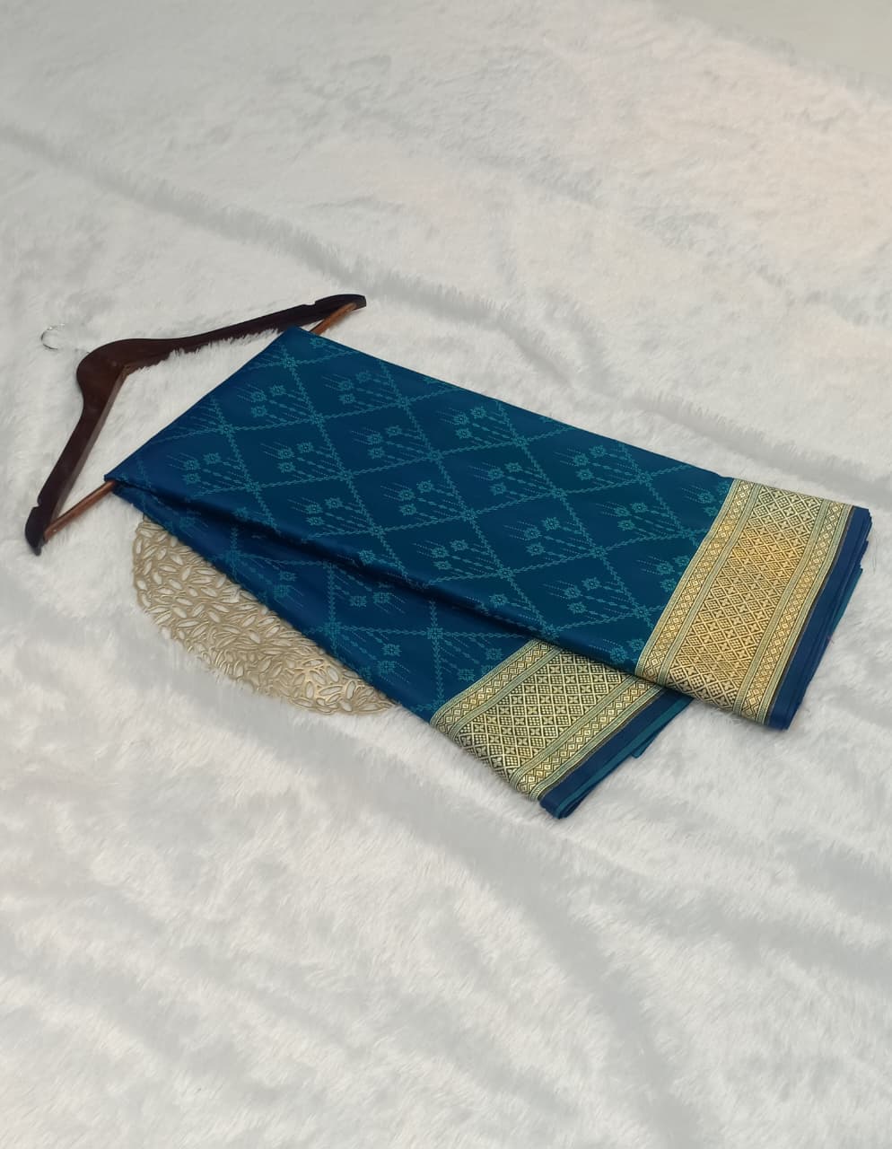 Banarasi Mashru Katan Silk in a Tanchhui weaving Saree