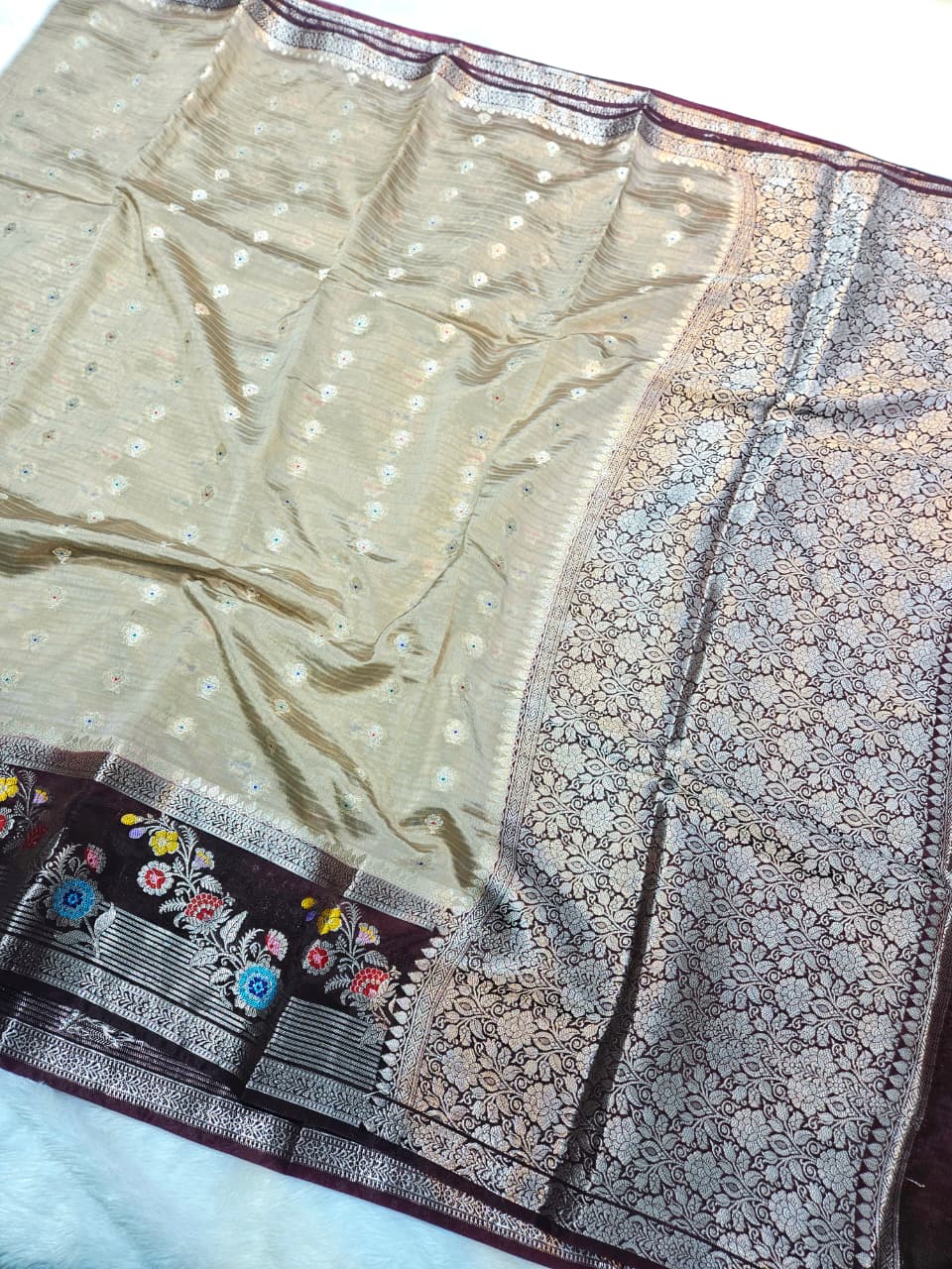Mango Silk Saree with Stripe Texture Fabric