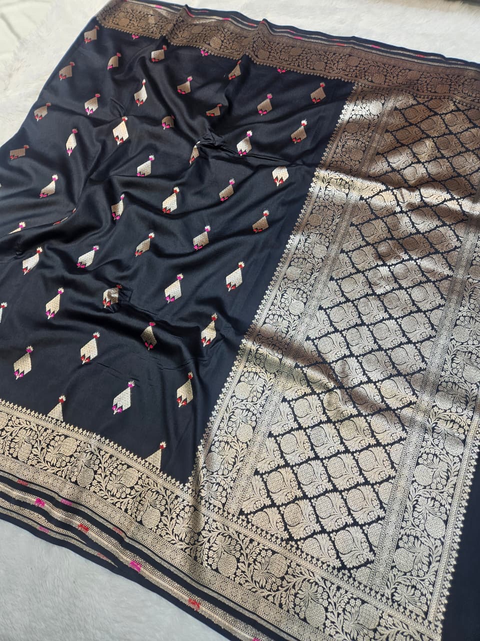 Black Raw Mango Silk Saree with Mina Buti Design