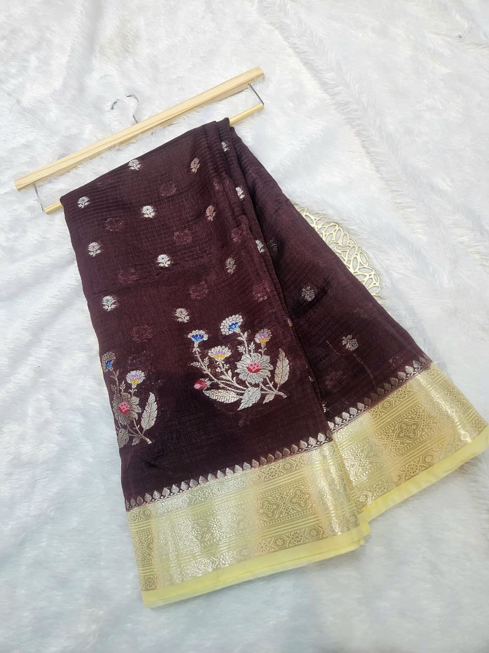 Maroon Banarasi Mango Silk Saree with Texture Fabric