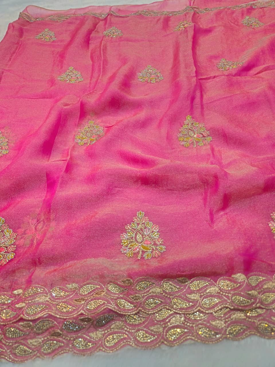 Pink Soft Tissue Threadwork Saree With Matching Blouse Piece