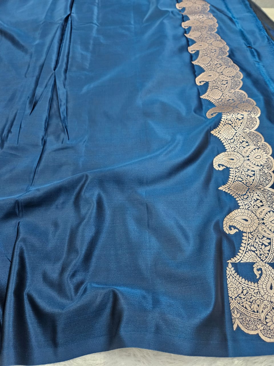 Banarasi Blue Mashru Silk Carry Crown Border Booti Saree