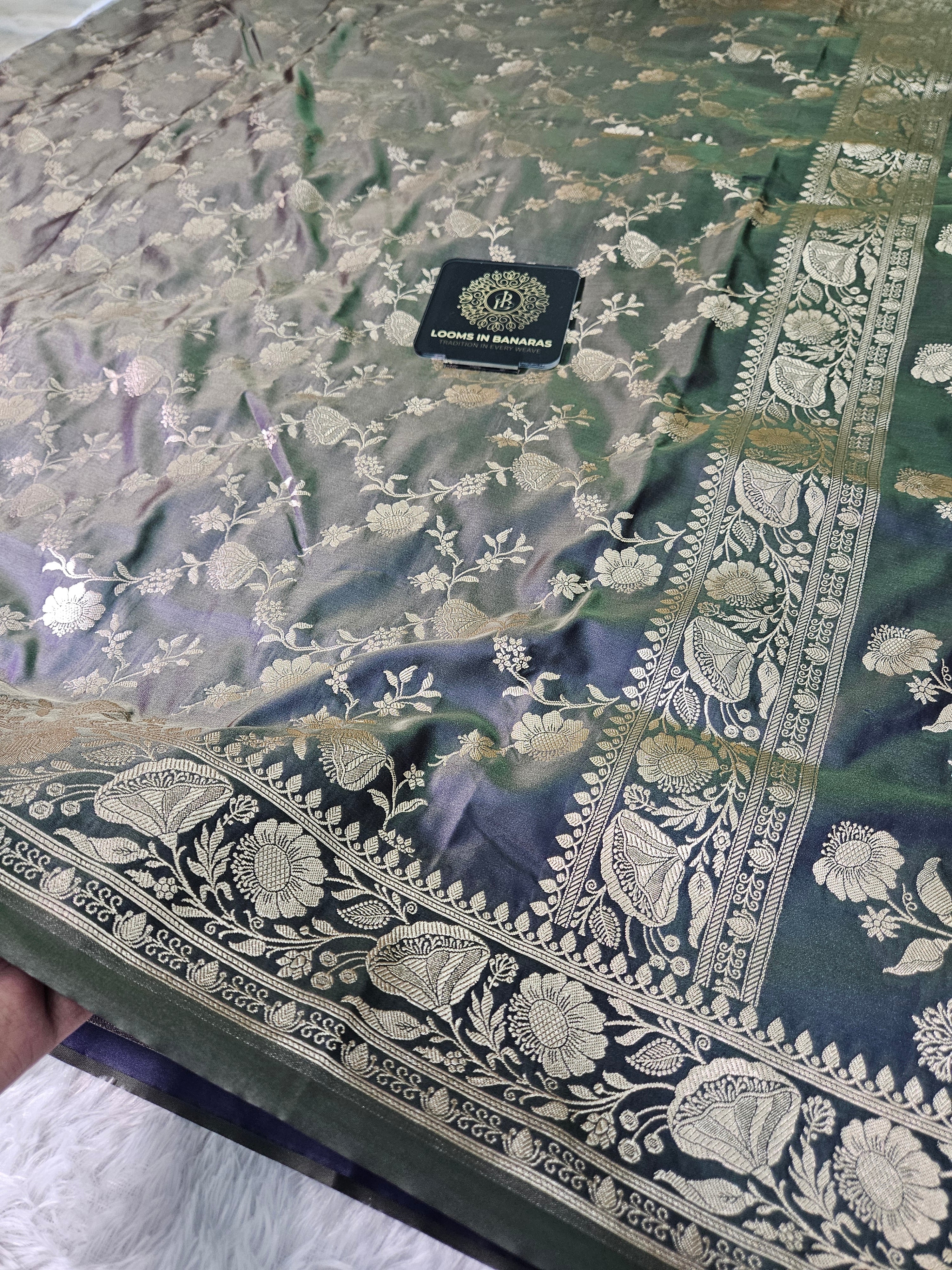 Banarasi Mehndi Mashru Silk Banarasi Border Jaal Saree