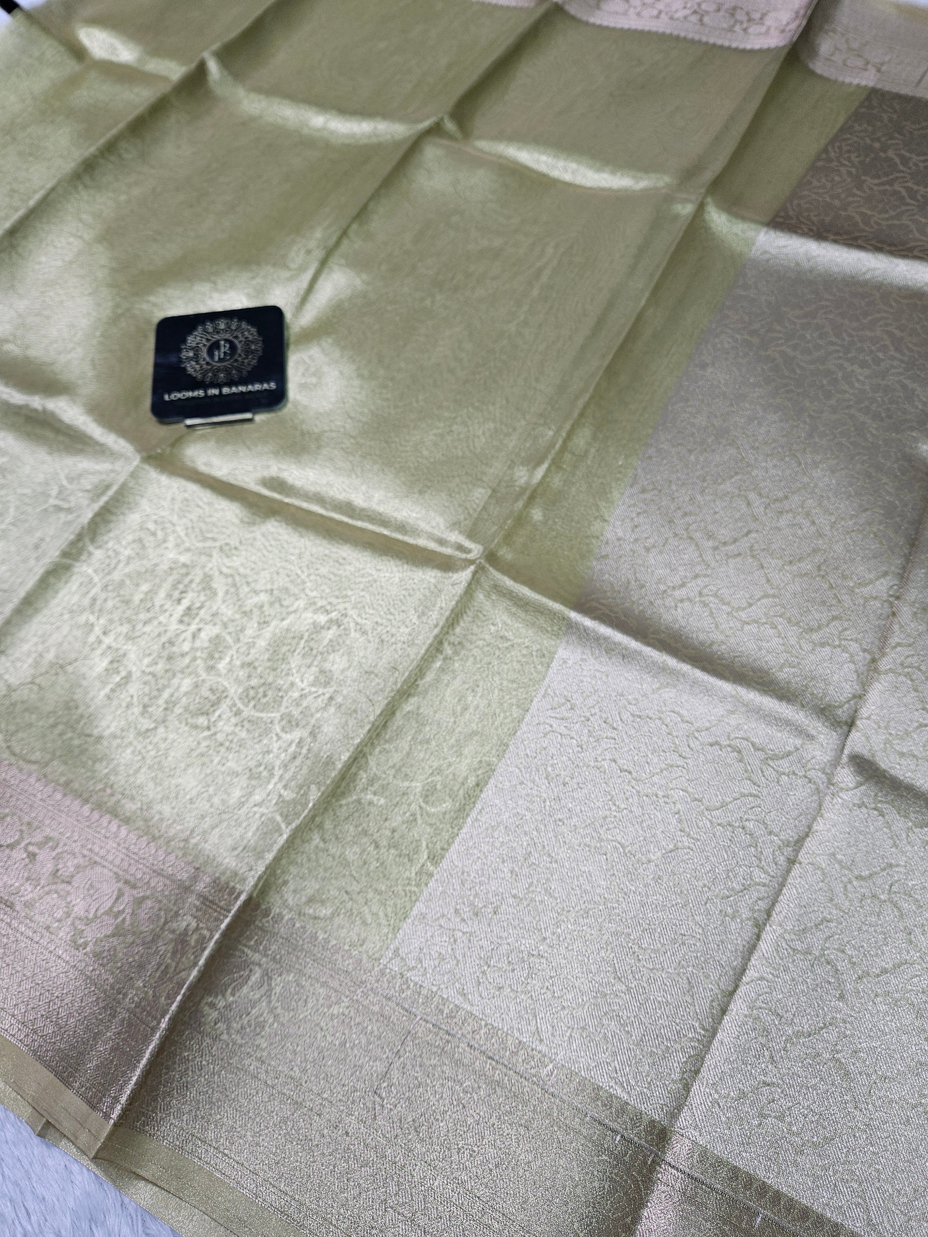 Metallic Pista Banarasi Tissue Zari Tanchui Design Border Saree