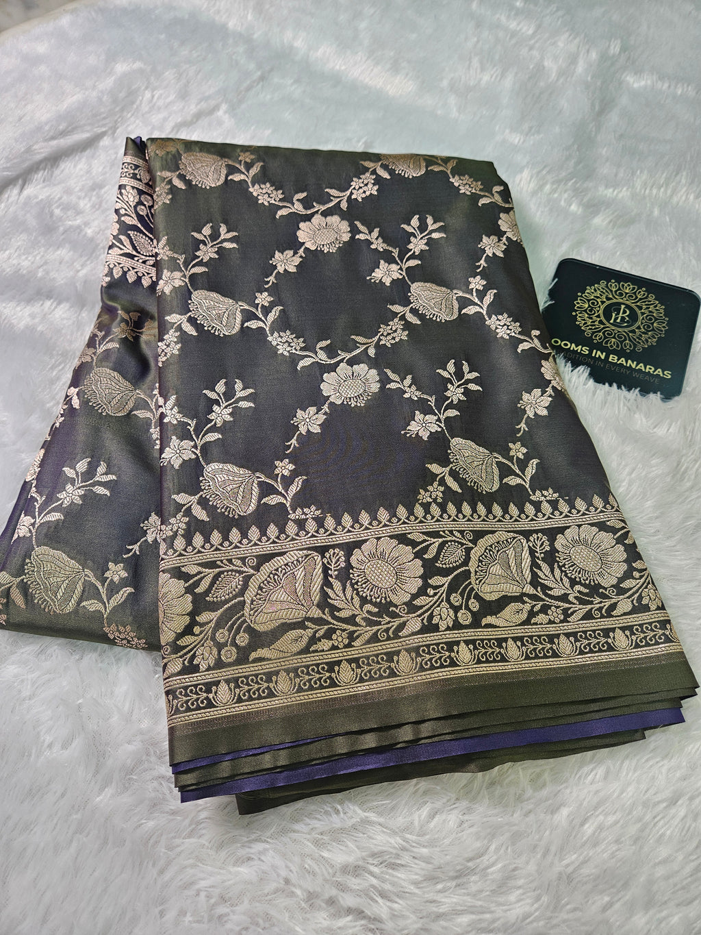 Banarasi Mehndi Mashru Silk Banarasi Border Jaal Saree