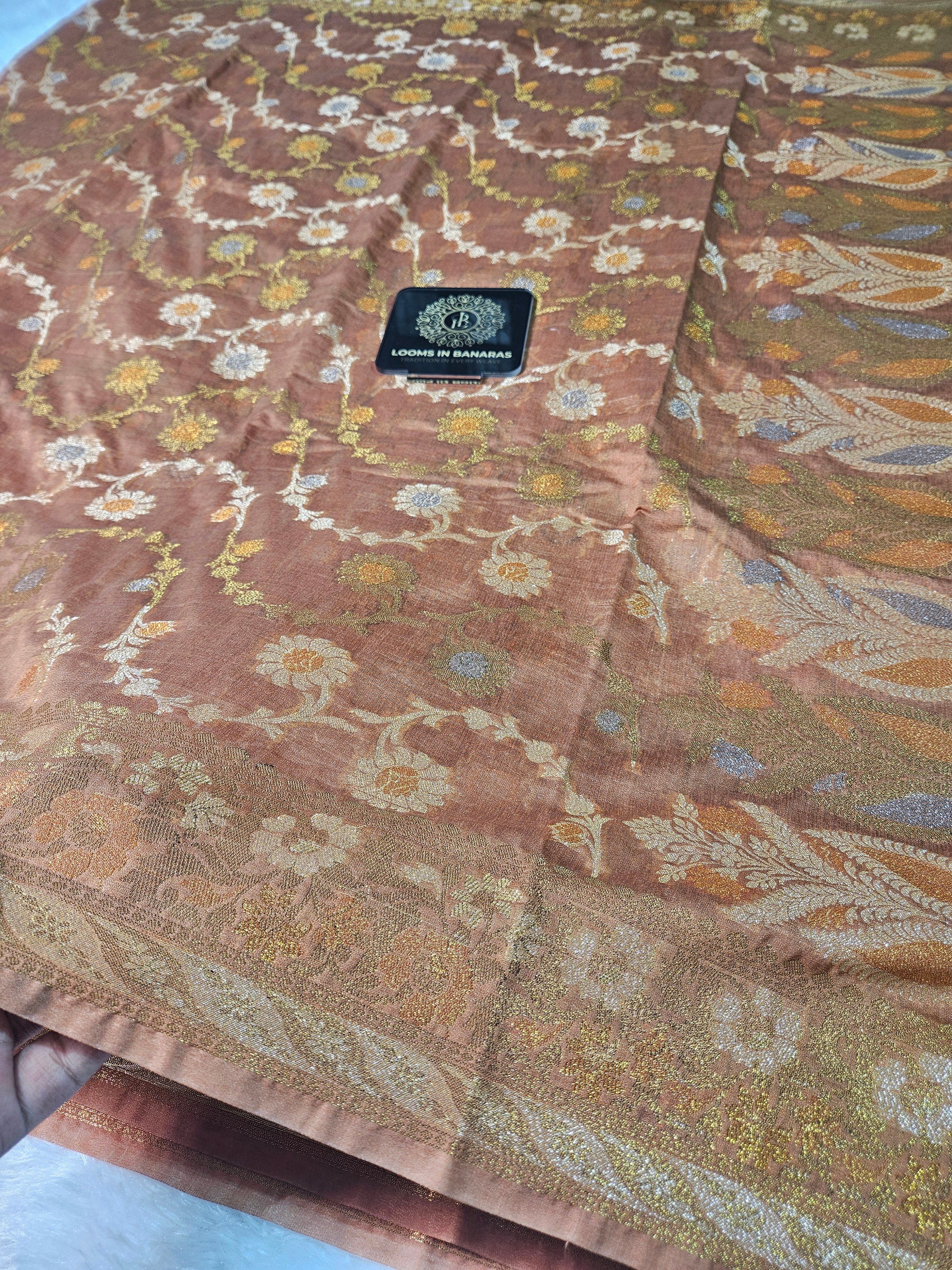 Banarasi Georgette Copper Saree with Nimzari Border Jaal