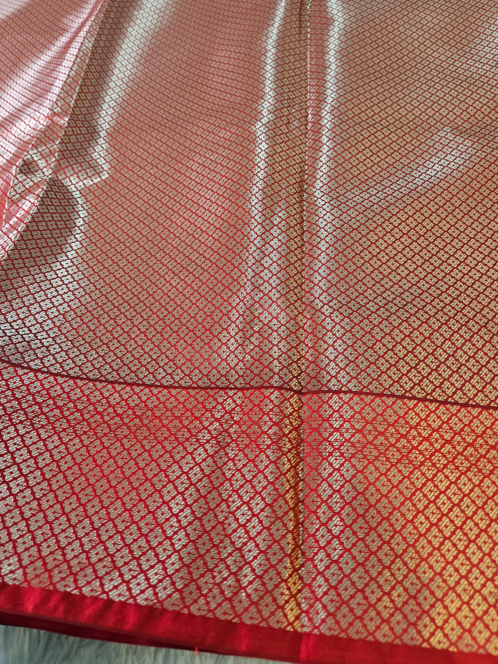 Mauve Purple and Red Contrast Banarasi Silk Jaal Zari Border Saree