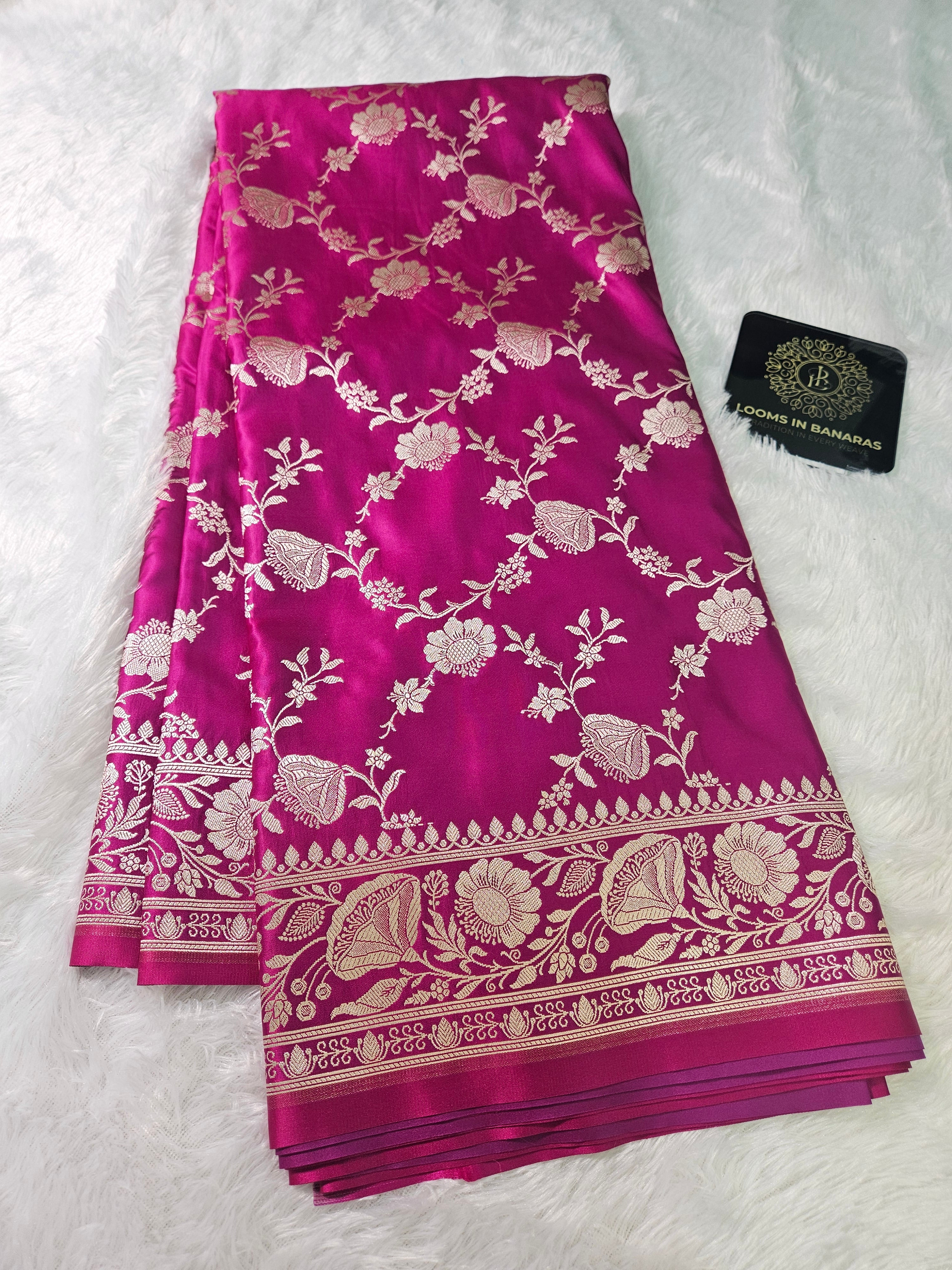 Banarasi Majenta Mashru Silk Banarasi Border Jaal Saree