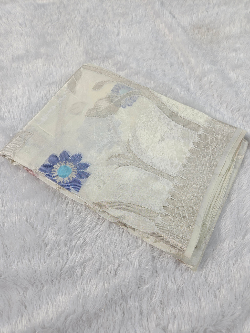 Off White Banarasi Viscose Silk Saree Floral Jaal with Small border