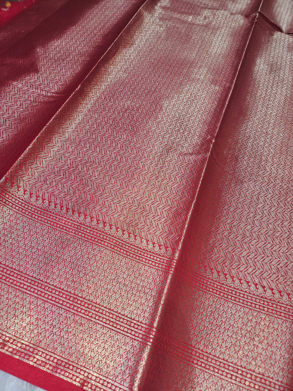 Banarasi Red Katan Silk Tilfi minakari Jaal Design Saree