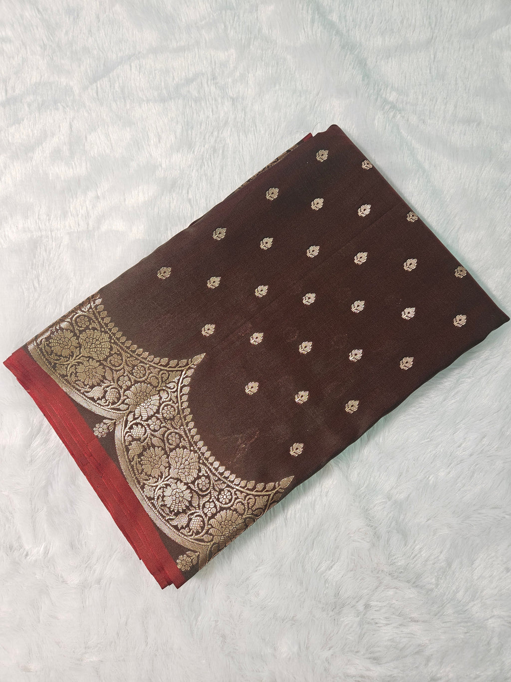 Banarasi Silk Brown Buti Zari Scallop Border Saree