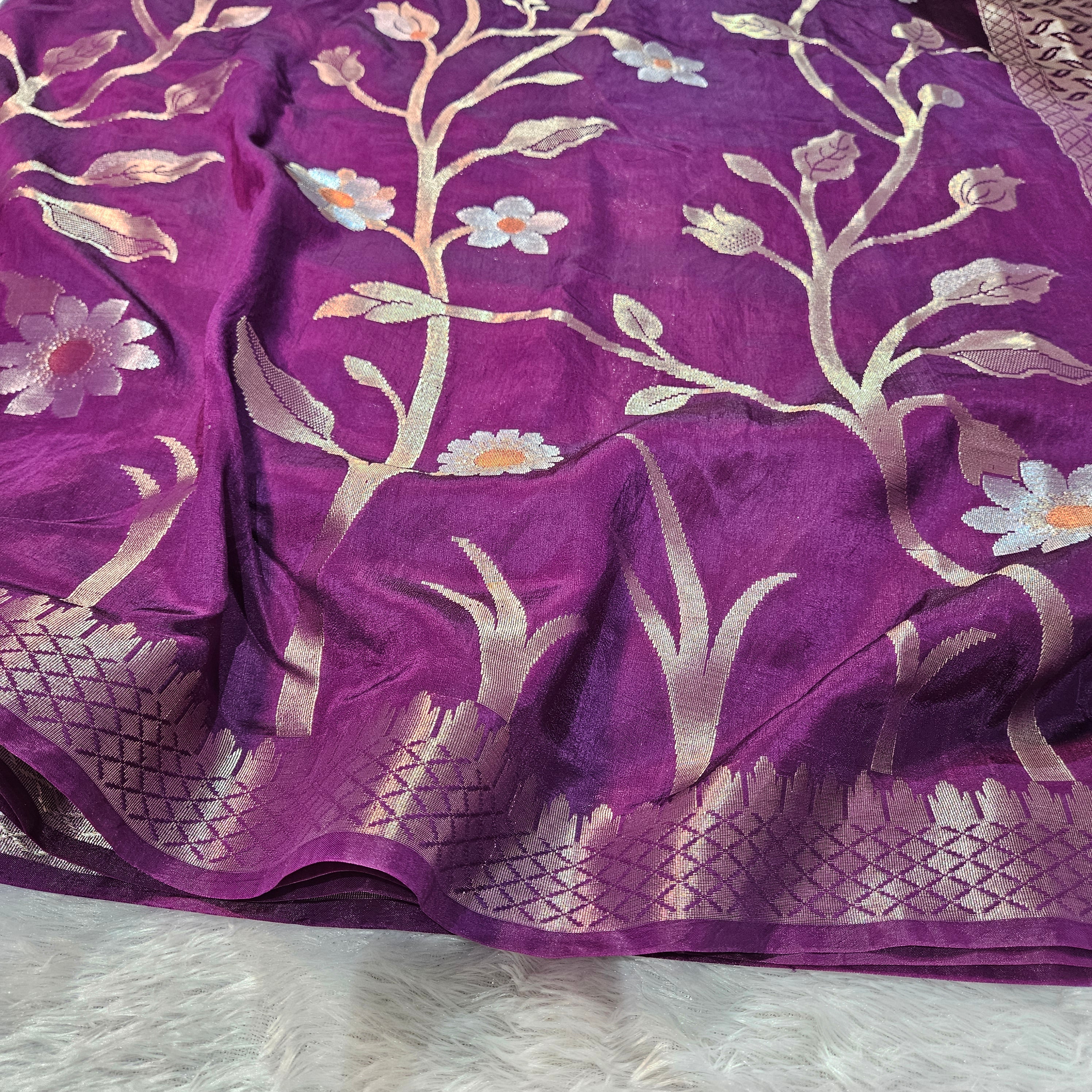 Indigo Banarasi Viscose Silk Saree Floral Jaal with Small border