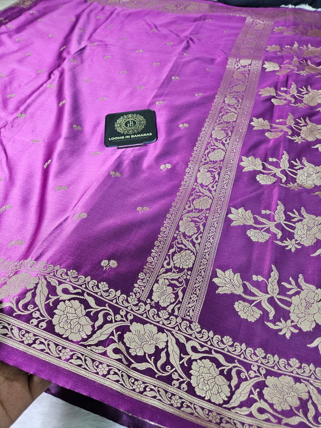 Banarasi Purple Mashru Silk Banarasi Border Booti Saree