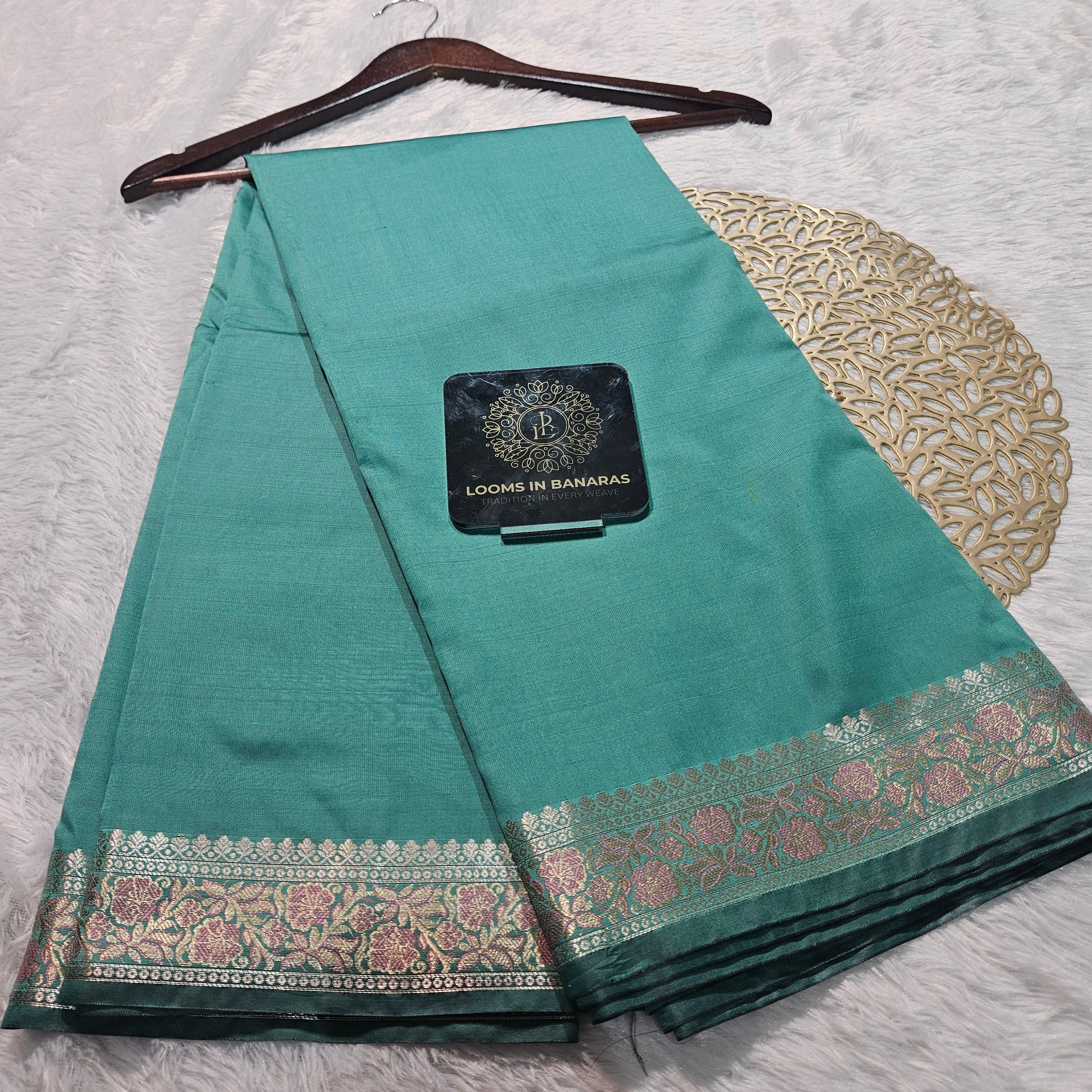 Rama Green Banarasi Plain Saree Alfi Zari Aanchal Border Design