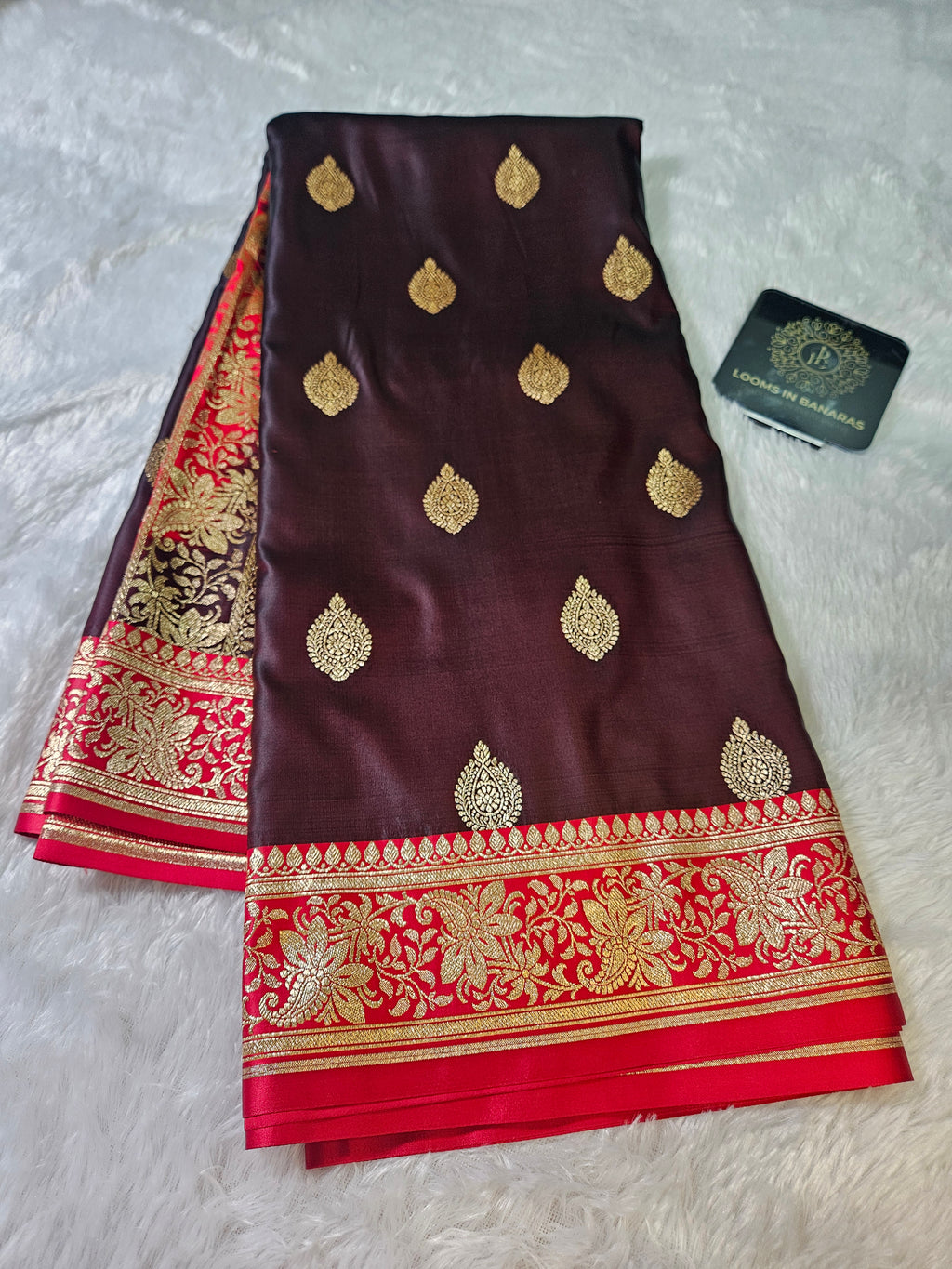 Banarasi Burgundy and Red Contrast Mashru Silk Banarasi Border Booti Saree