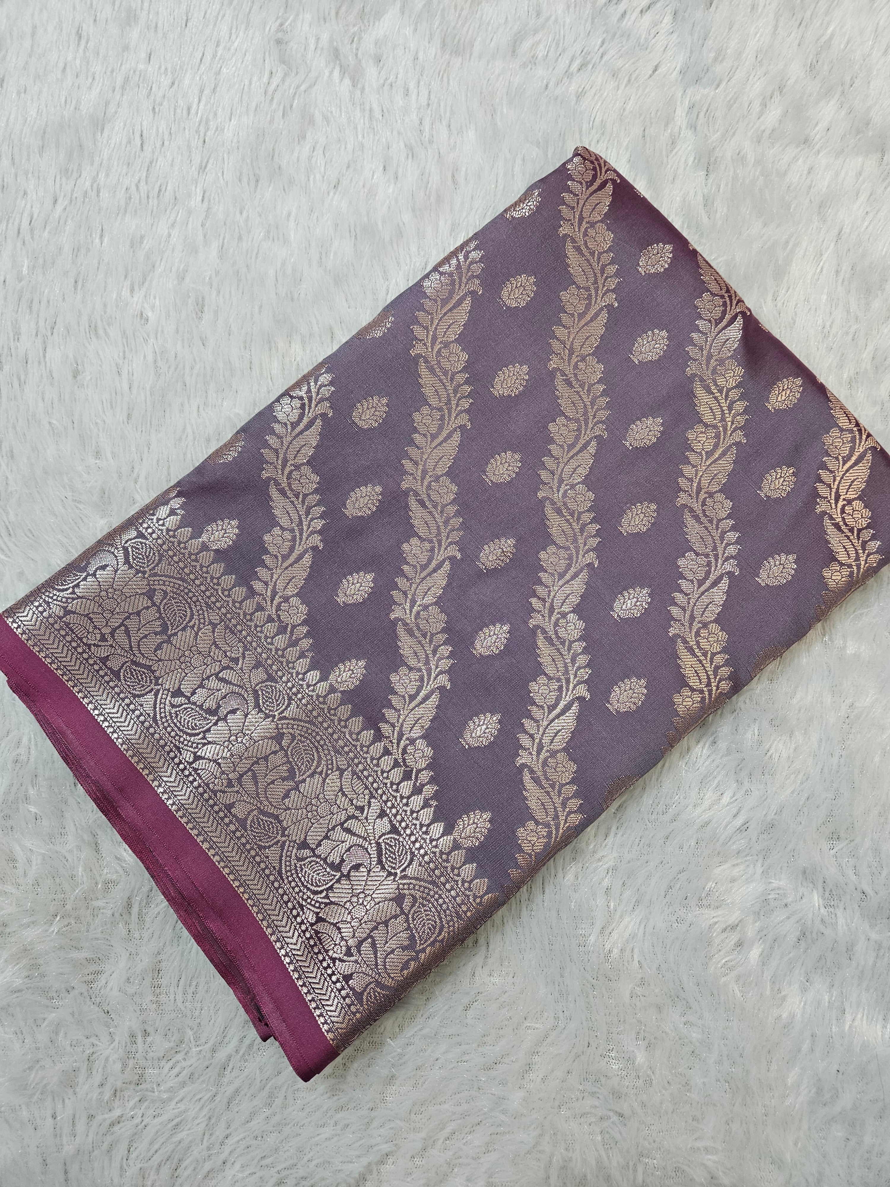Banarasi Faded Purple Silk Jaal Zari Border Saree