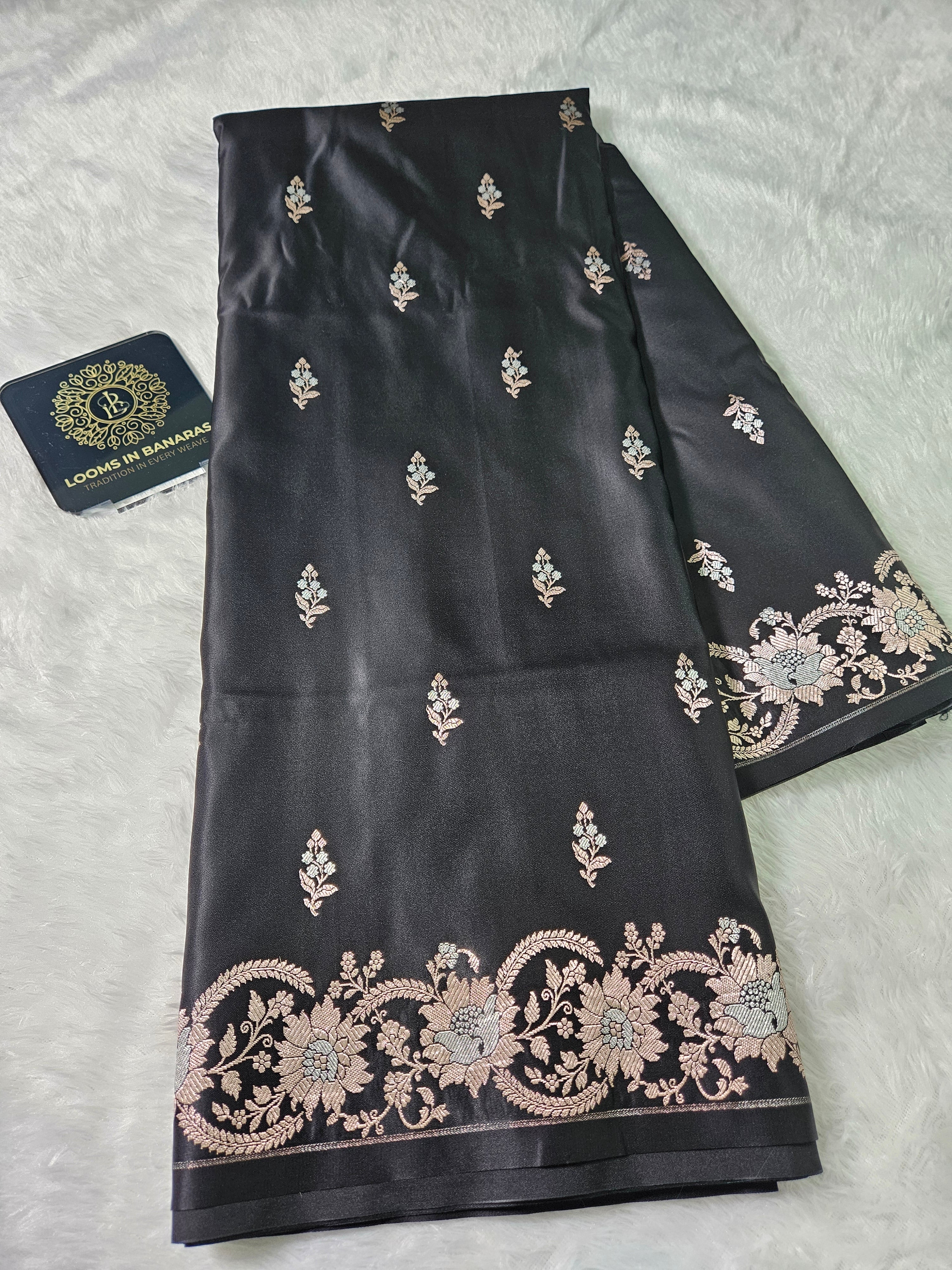 Banarasi Black Green Mashru Silk Banarasi Alfi Border Booti Saree