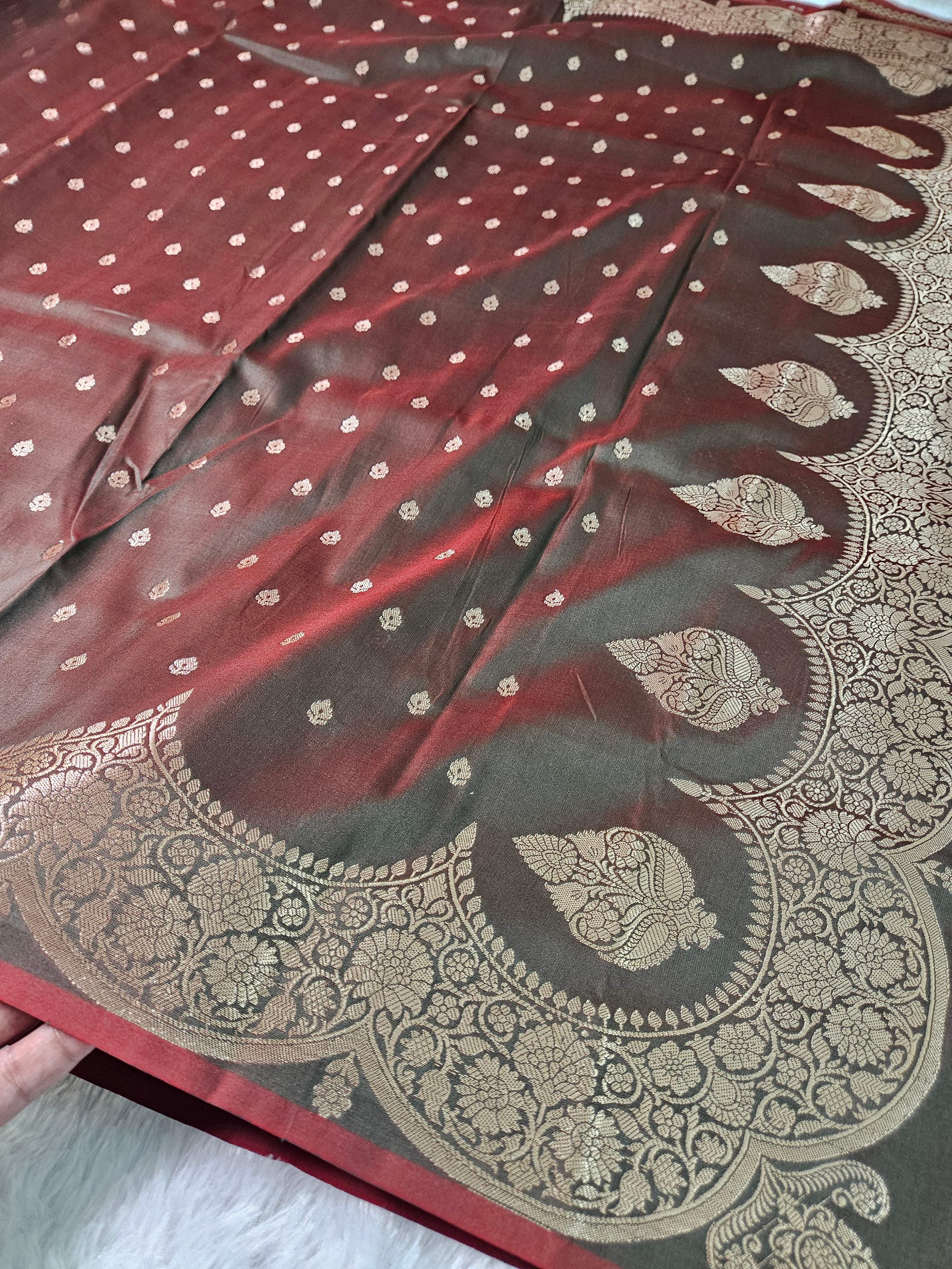 Banarasi Silk Brown Buti Zari Scallop Border Saree