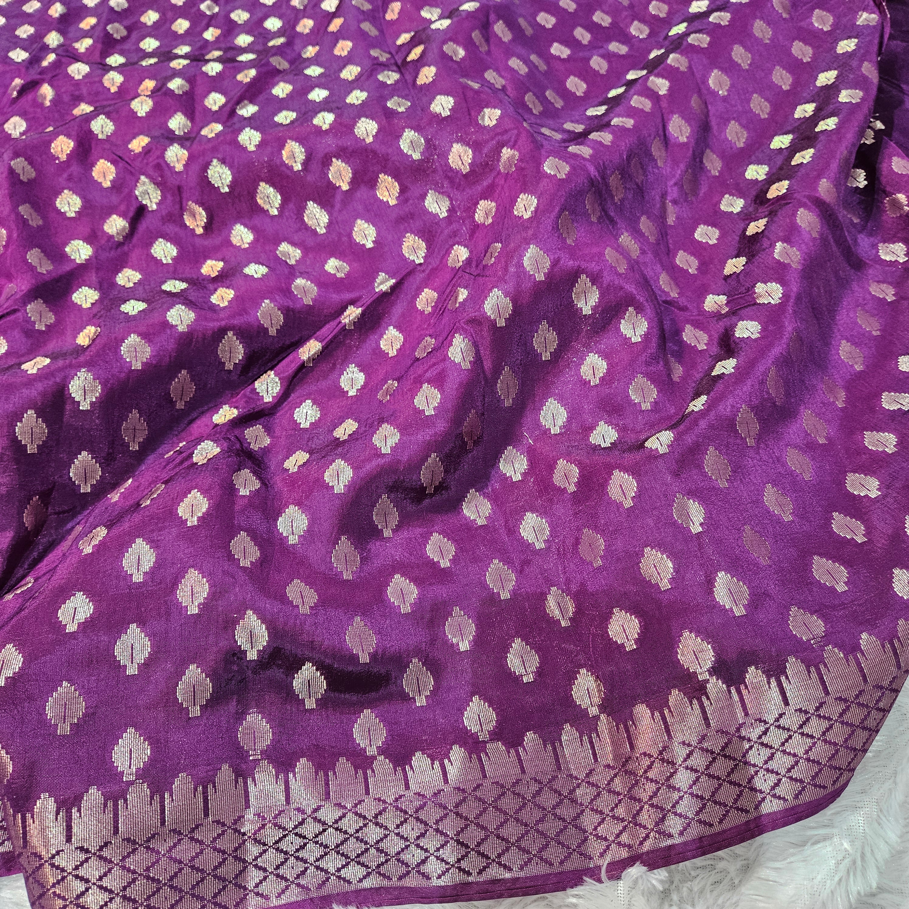 Indigo Banarasi Viscose Silk Saree Floral Jaal with Small border