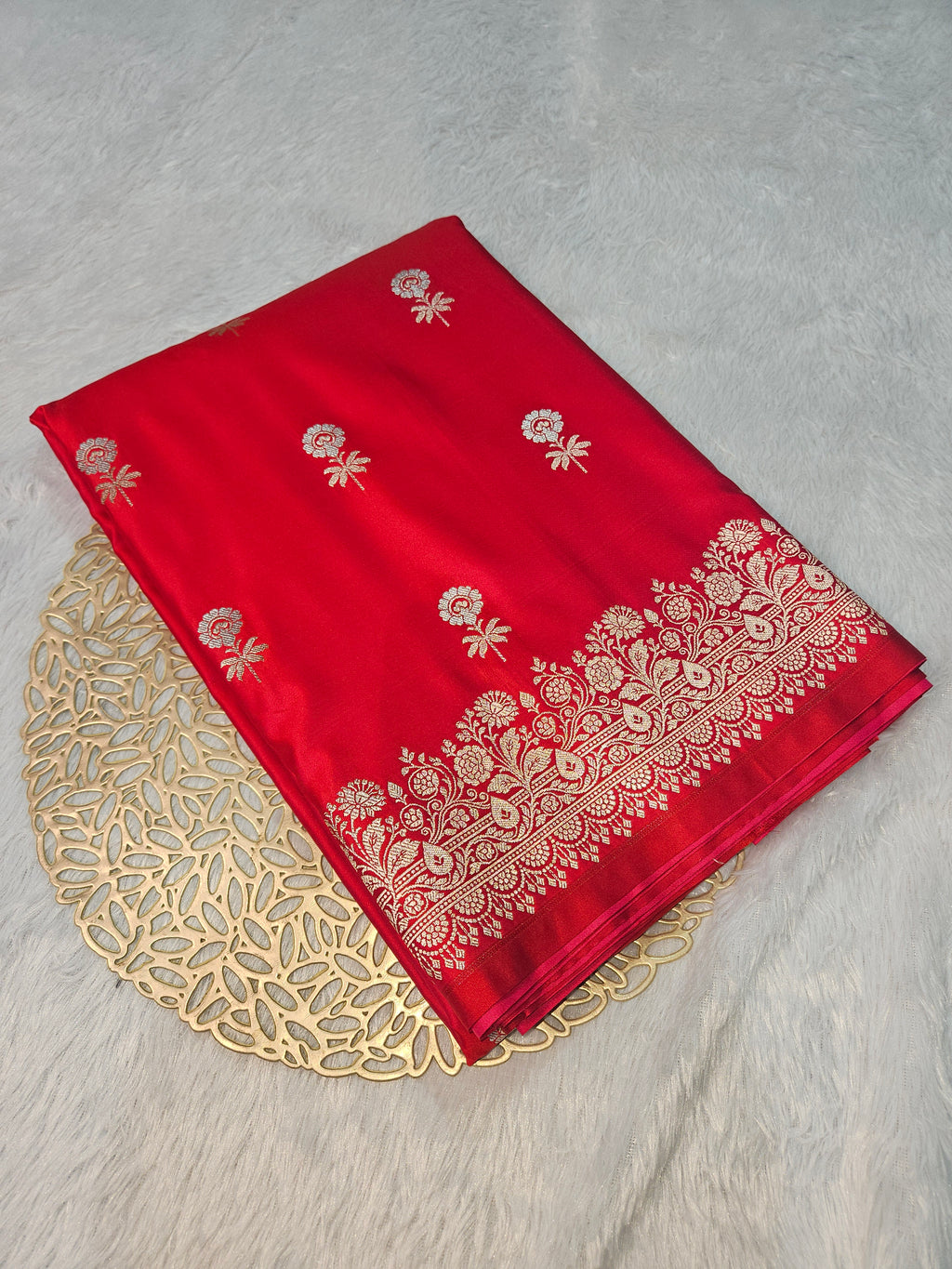 Sindori Rani Banarasi Mashru Silk Alfi Border Booti Saree