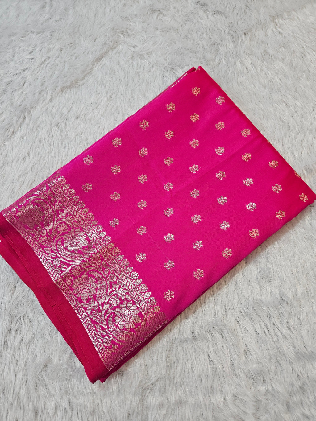 Banarasi Silk Rani Pink Buti Zari Border Saree