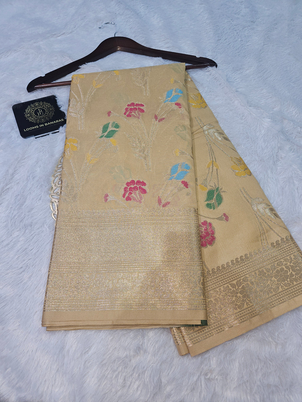 Banarasi Cream Katan Silk Tilfi Minakari Jaal Design Saree
