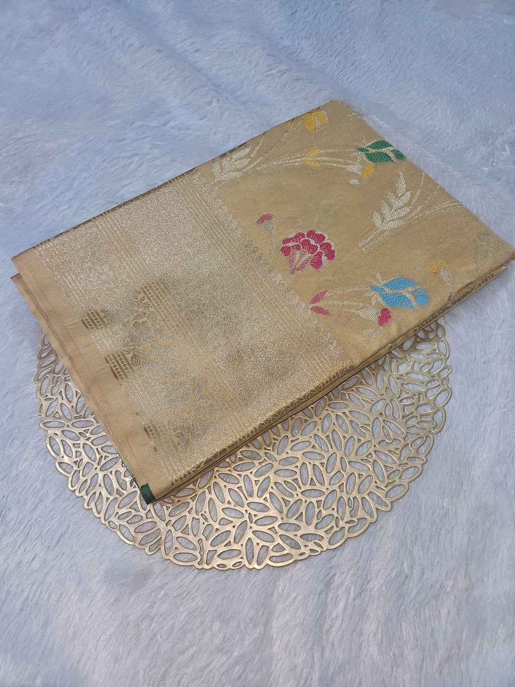 Banarasi Cream Katan Silk Tilfi Minakari Jaal Design Saree