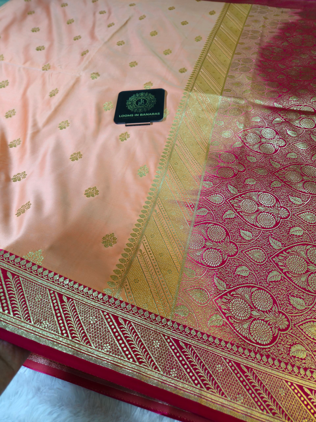 Banarasi Peach And Rani Contrast Mashru Silk Banarasi Border Booti Saree