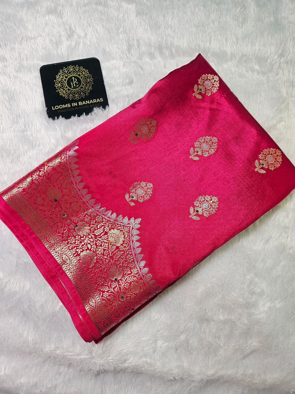 Banarasi Rani Raw Mango Silk Crown Border Booti Saree