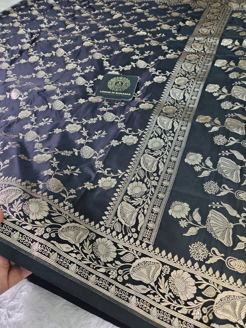 Banarasi Black Mashru Silk Banarasi Border Jaal Saree