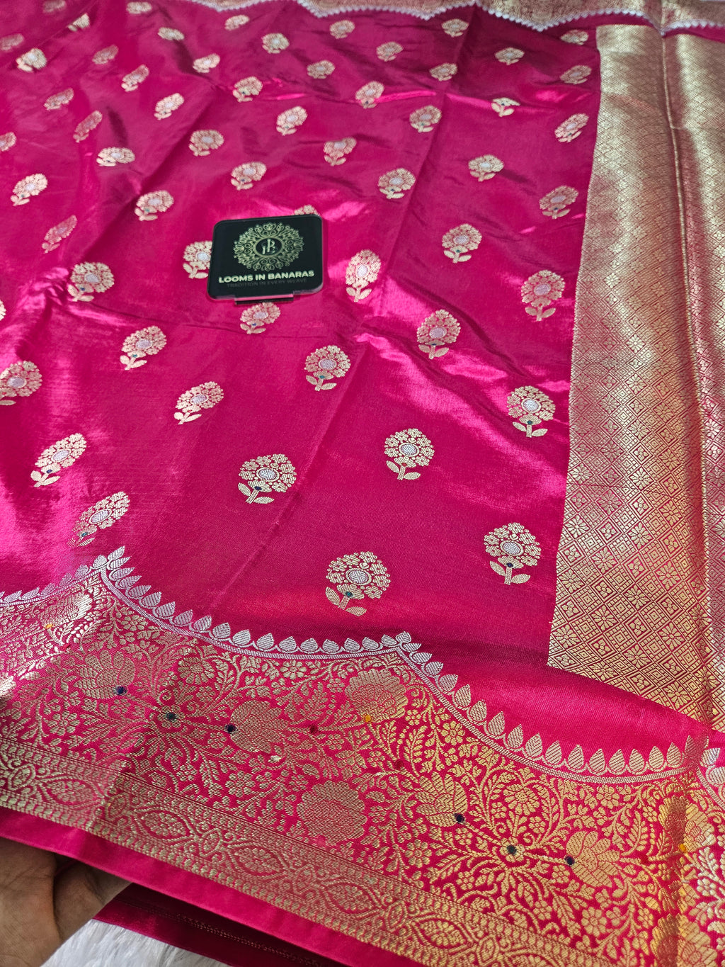 Banarasi Rani Raw Mango Silk Crown Border Booti Saree