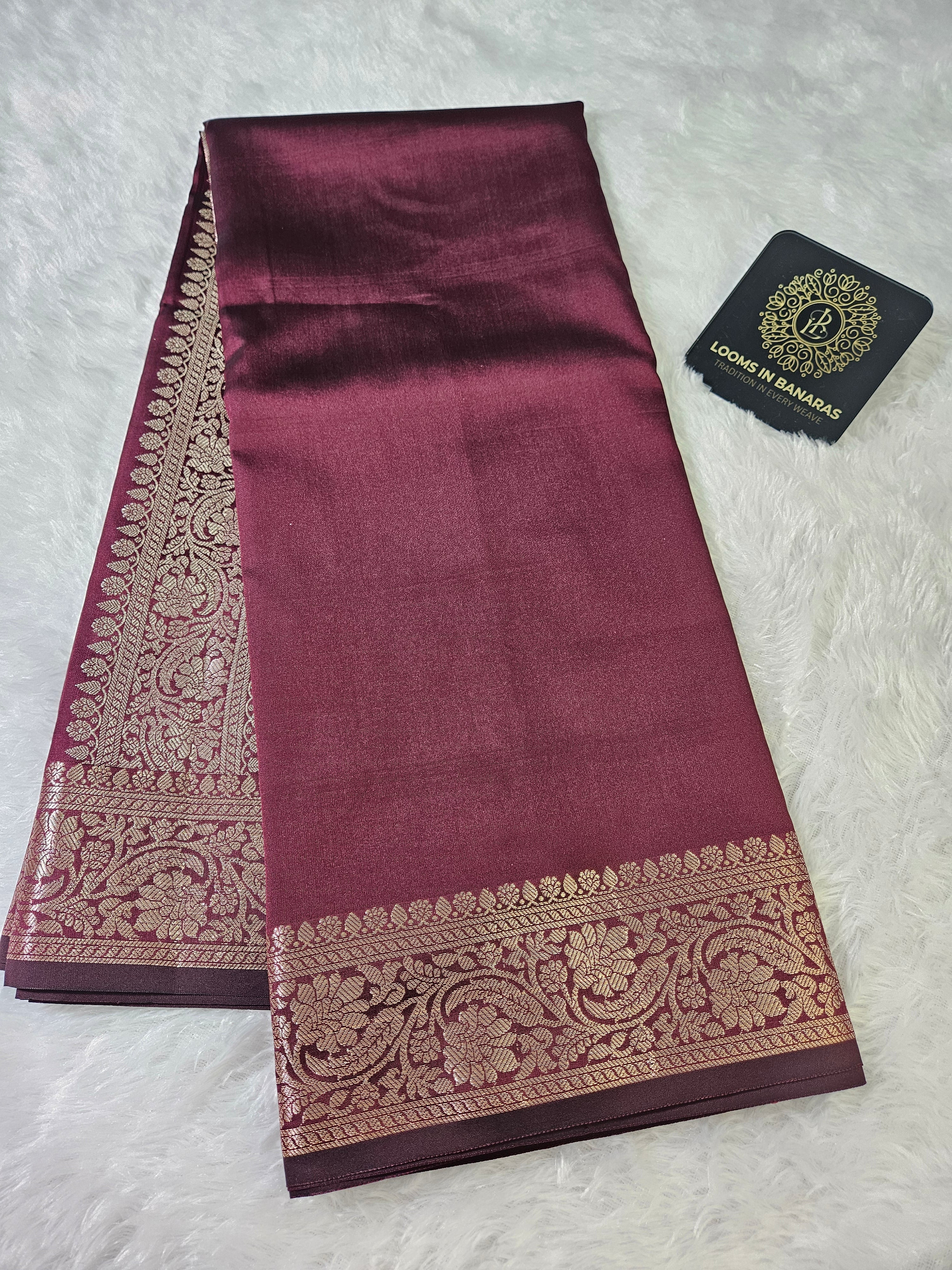 Banarasi Wine Plain Saree Zari Aanchal Border Design