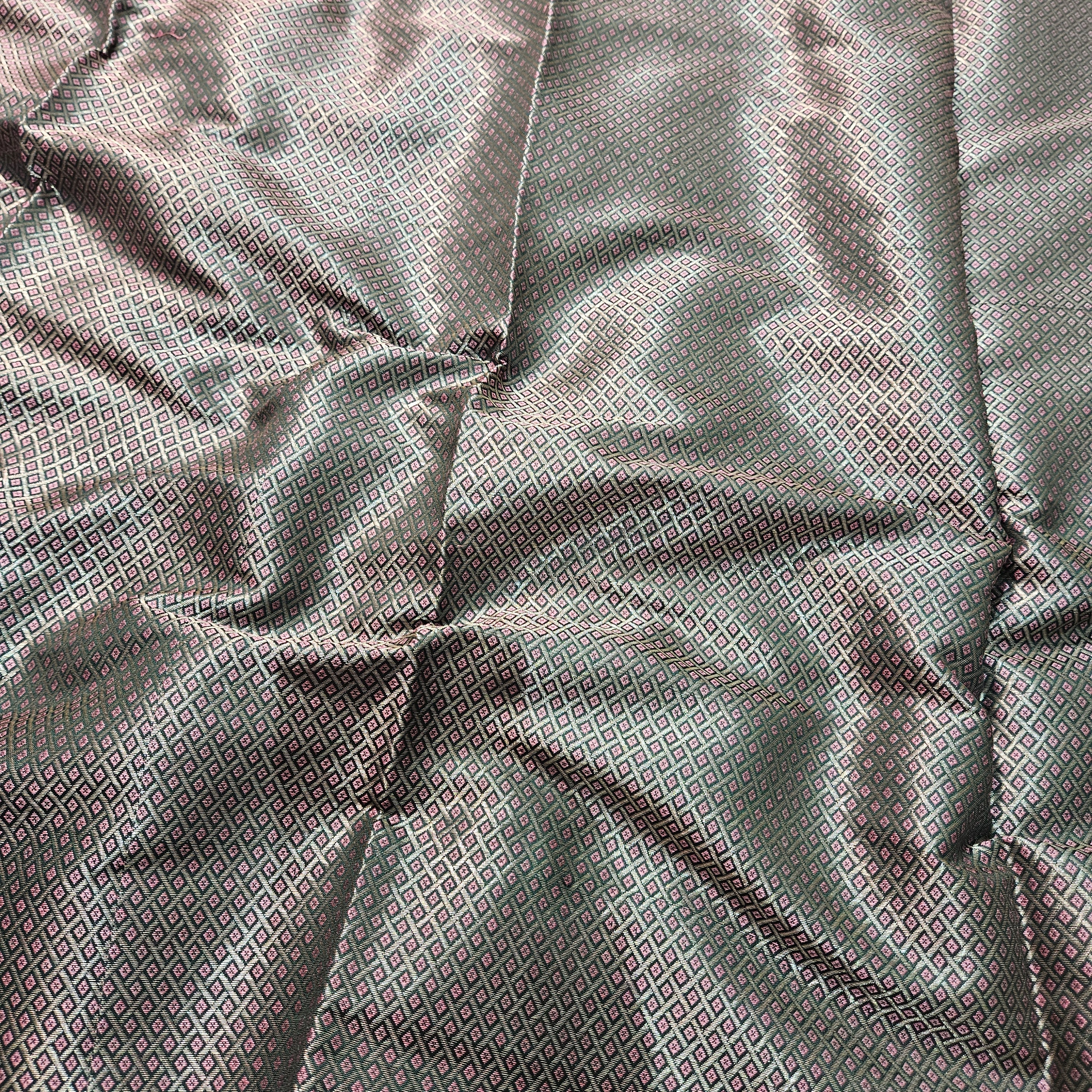 Bottle Green Banarasi Plain Saree Alfi Zari Aanchal Border Design