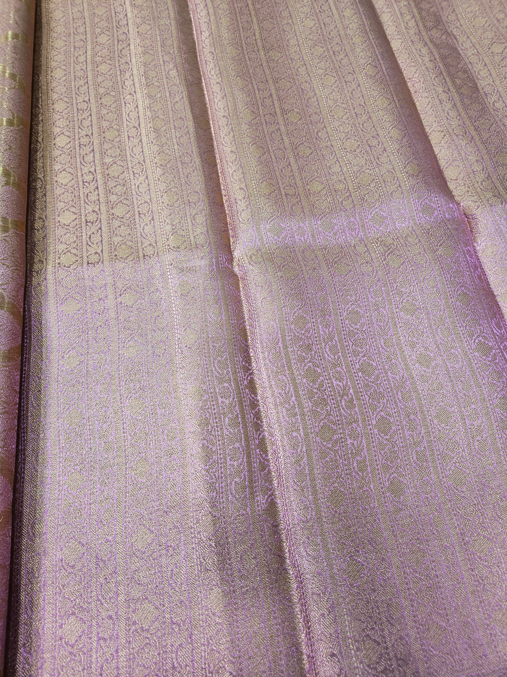Mauve Pink Banarasi Tissue Zari Buti Design Small Border Saree