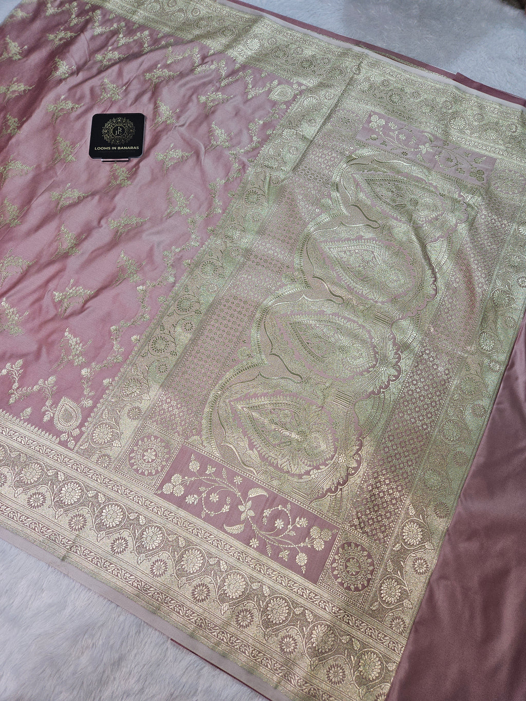 Banarasi Rose Pink Mashru Silk Banarasi Border Booti Saree