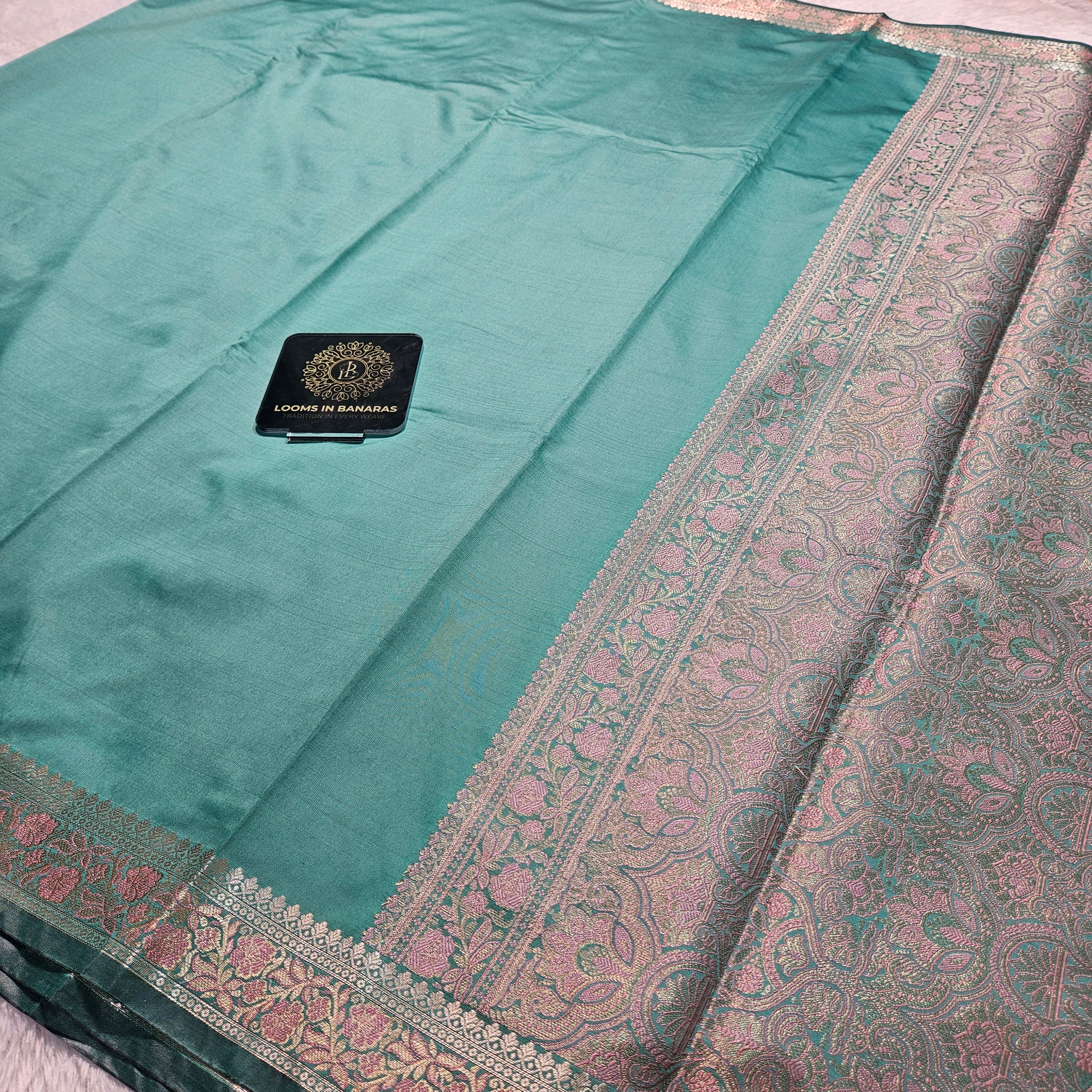 Rama Green Banarasi Plain Saree Alfi Zari Aanchal Border Design