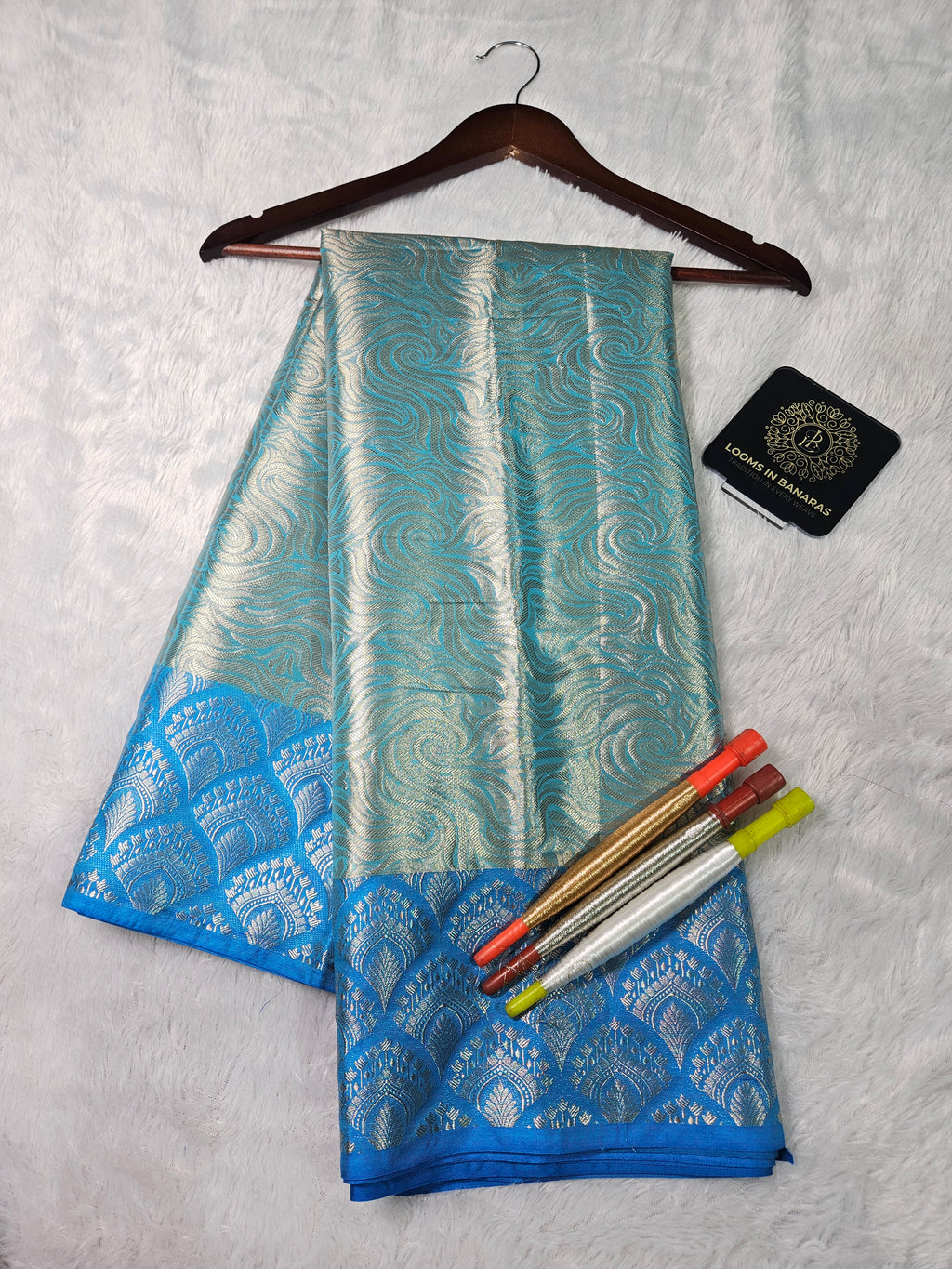 Firozi Banarasi Soft Tissue Zari Brocade Design Saree Contrast