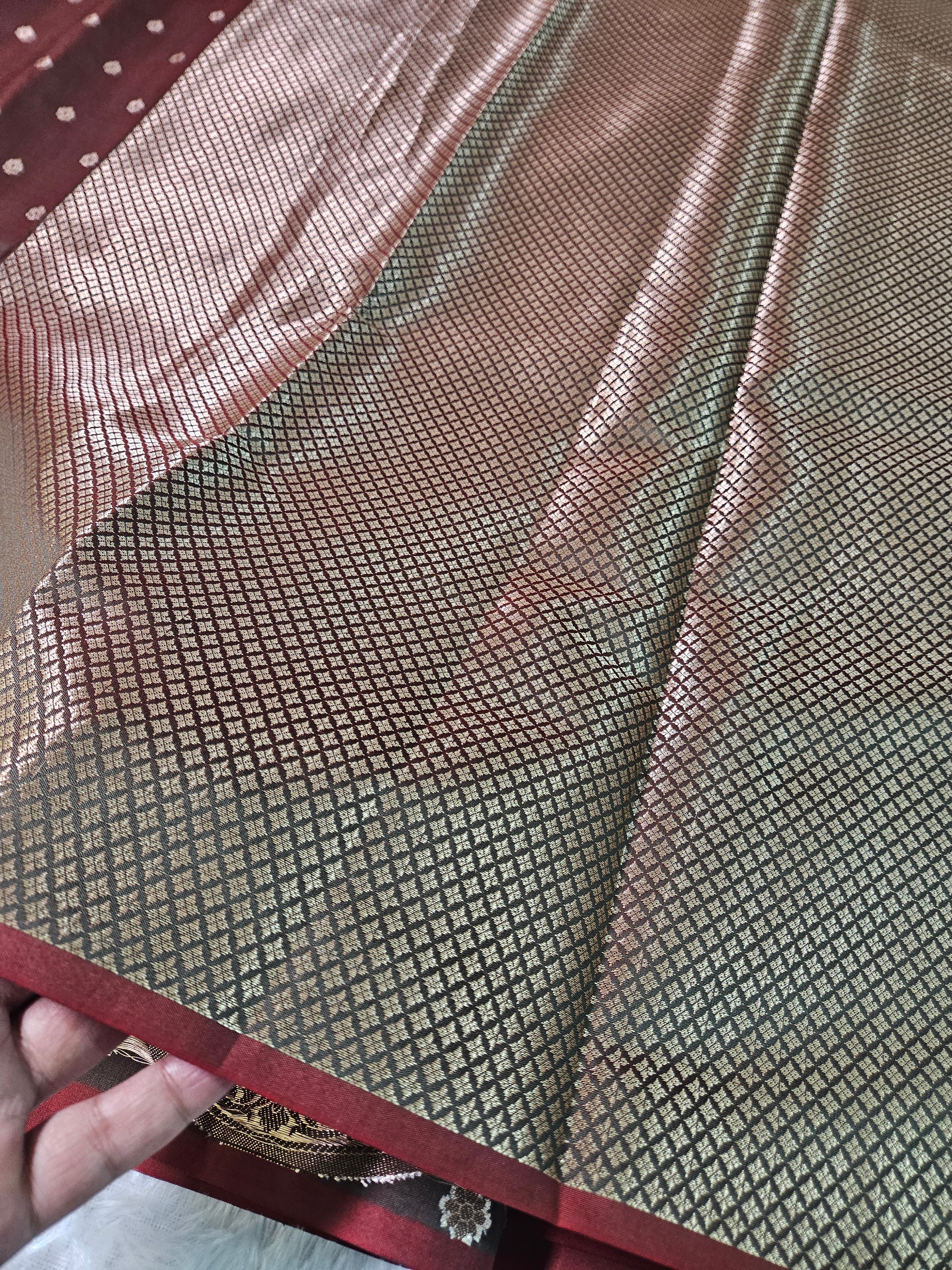 Banarasi Silk Brown Buti Zari Scallop Border Saree