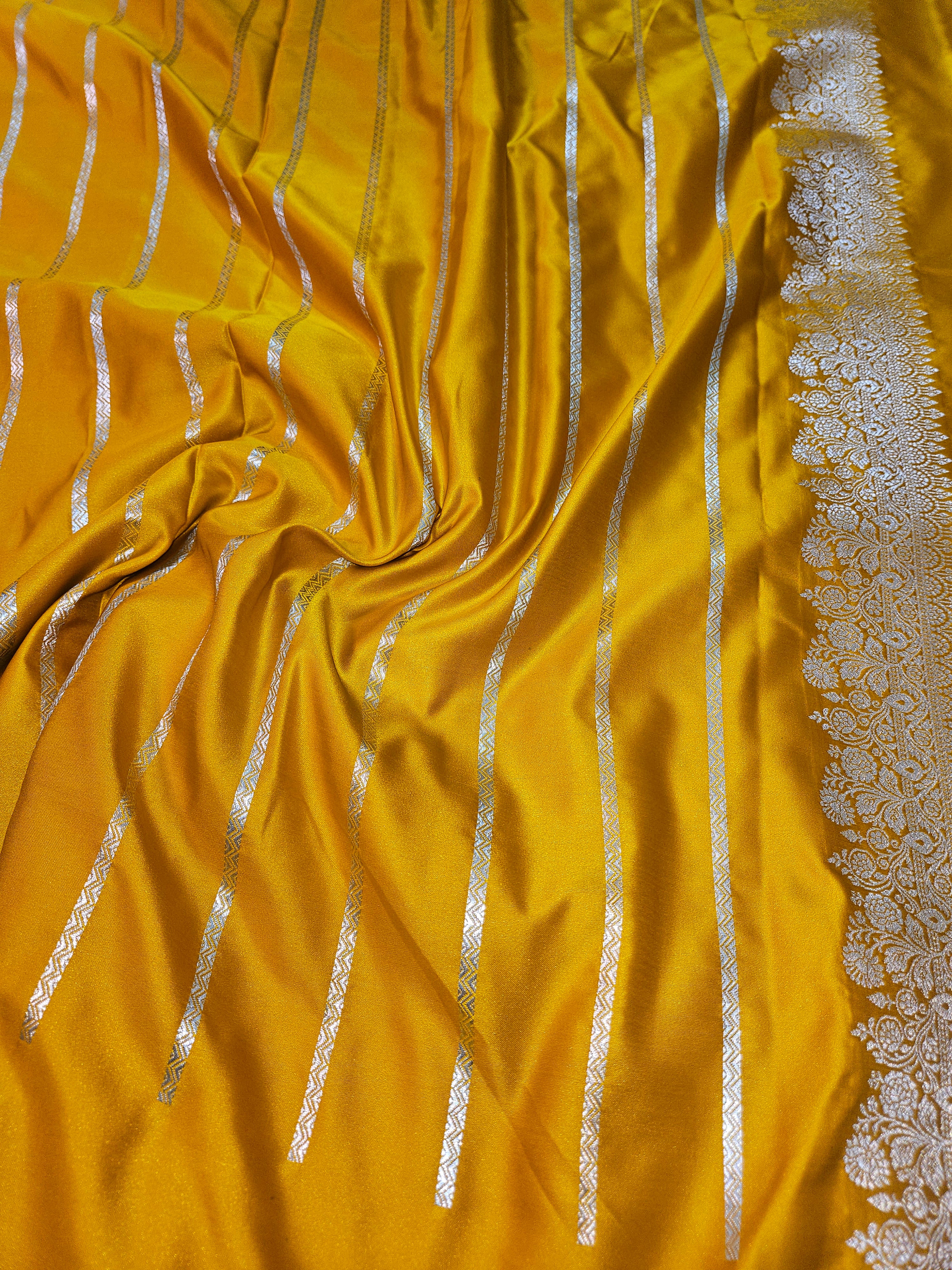 Gold Yellow Banarasi Mashru Silk Alfi Border Booti Saree